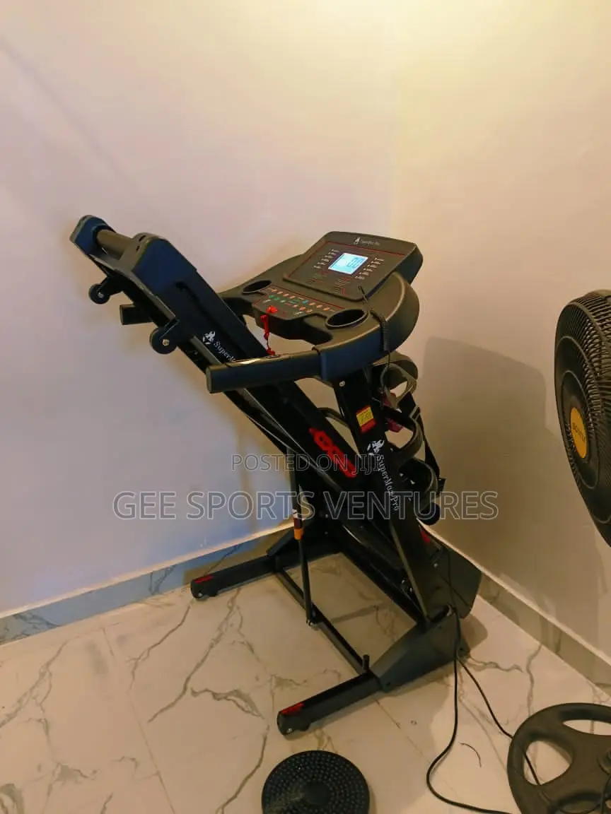 2.5hp Clean Treadmill With Massager Twister and Dumbbells