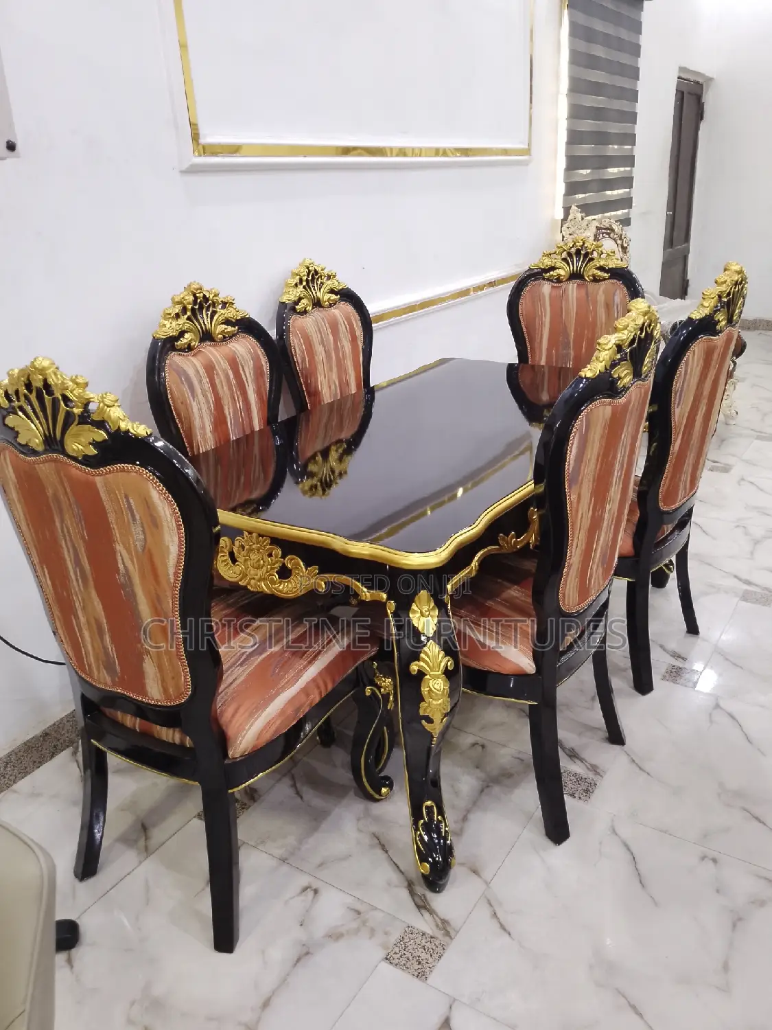 Quality Royal Dining Table Set