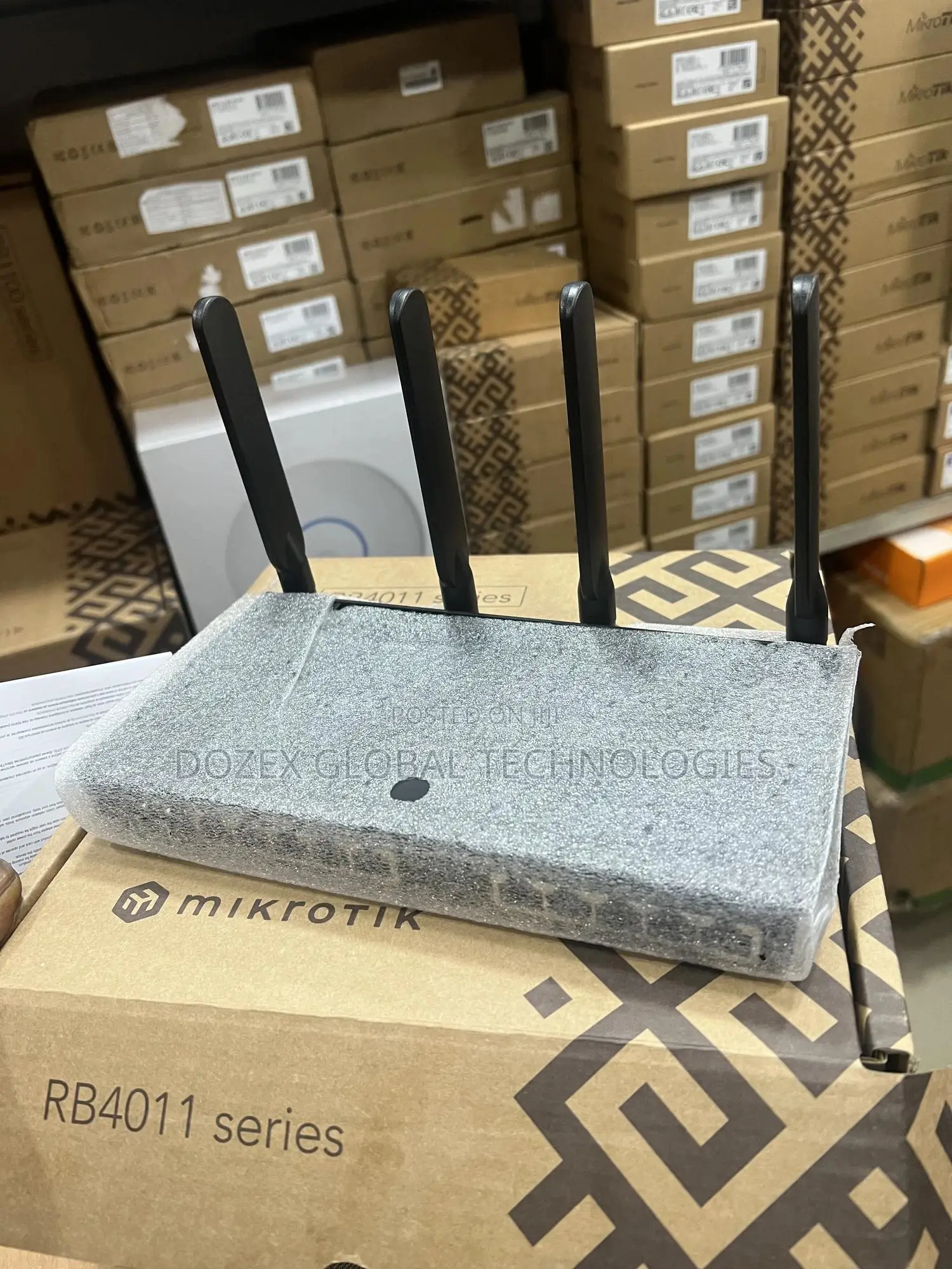 Mikrotik Rb4011igs+5hacq2hnd-in Wireless Gigabit Router