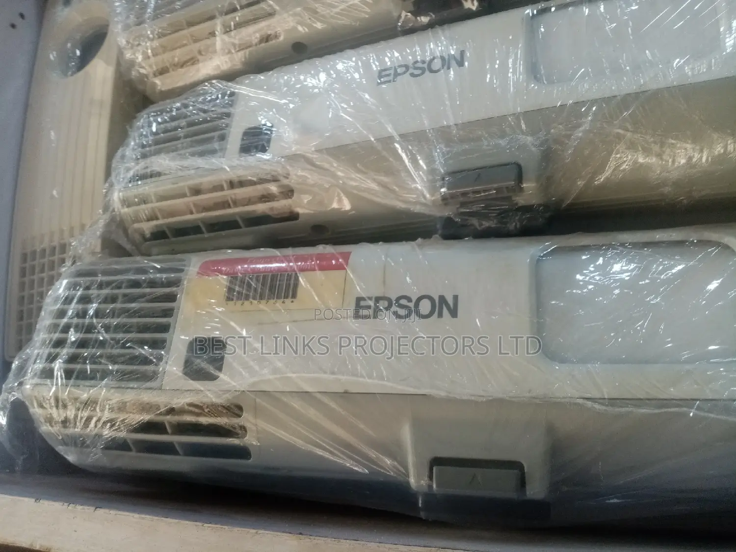Epson Projector 4500 LUMENS Available. Hdmi, USB, Vga Ports
