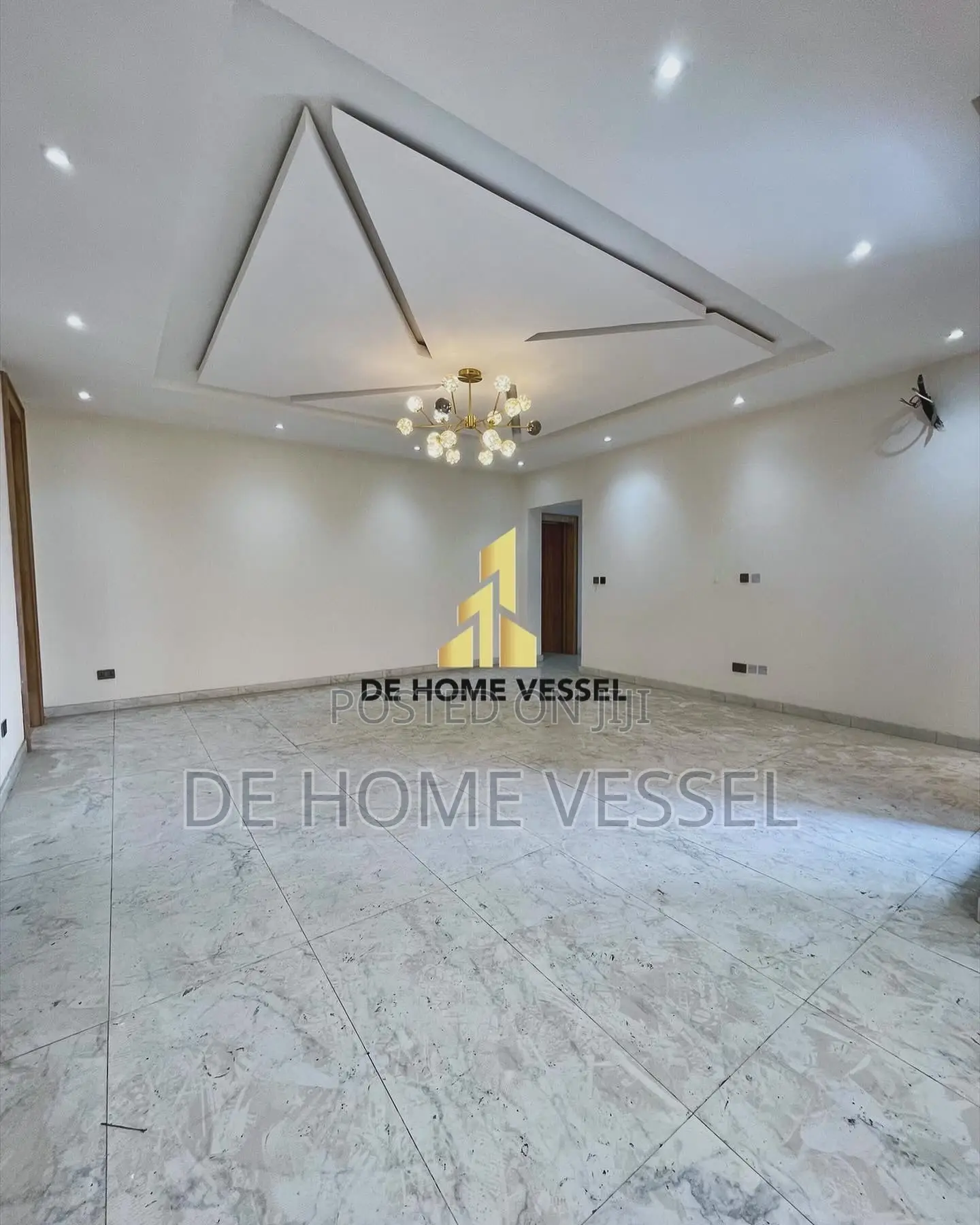 3bdrm Apartment in Victoria Island for sale