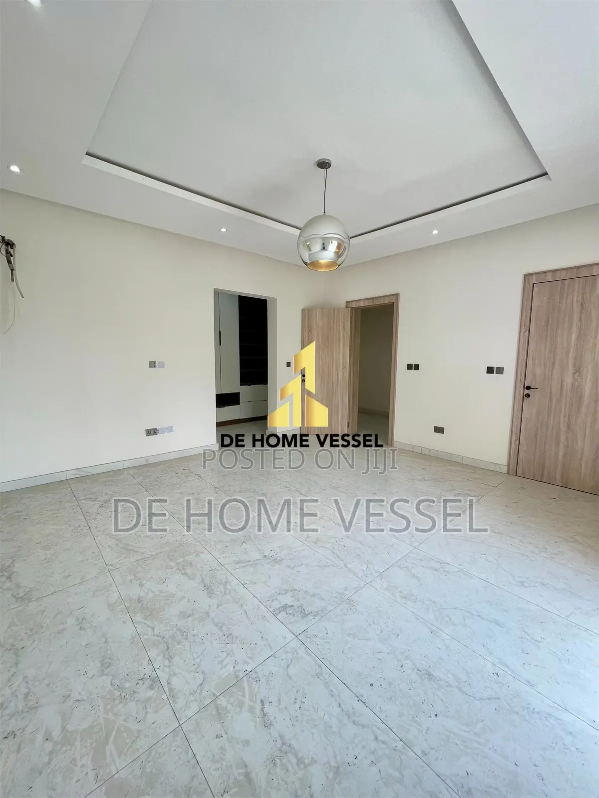 3bdrm Apartment in Victoria Island for sale