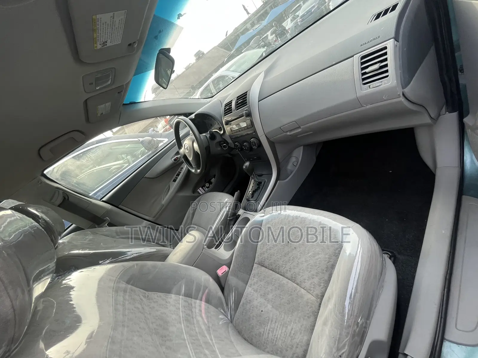 Toyota Corolla LE 4dr Sedan (1.8L 4cyl 4A) 2010 Green