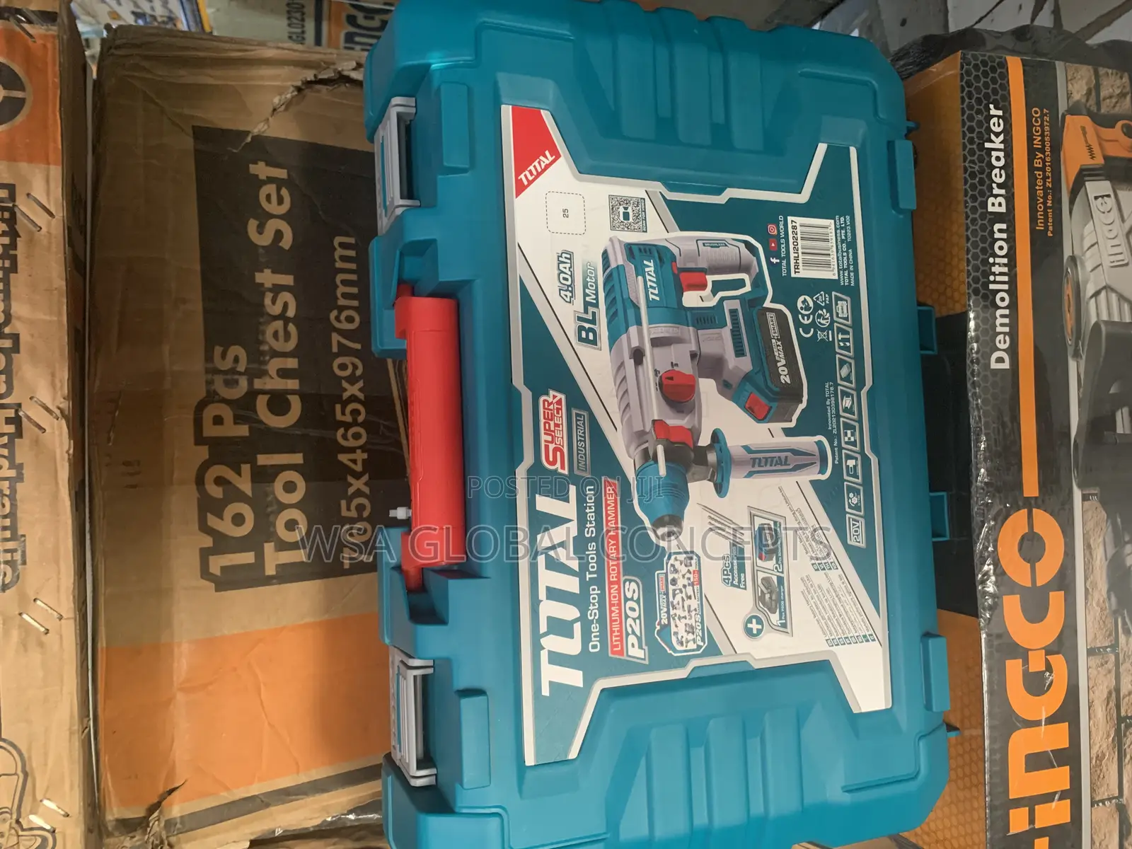 20 Volts TOTAL Rotary Hammer