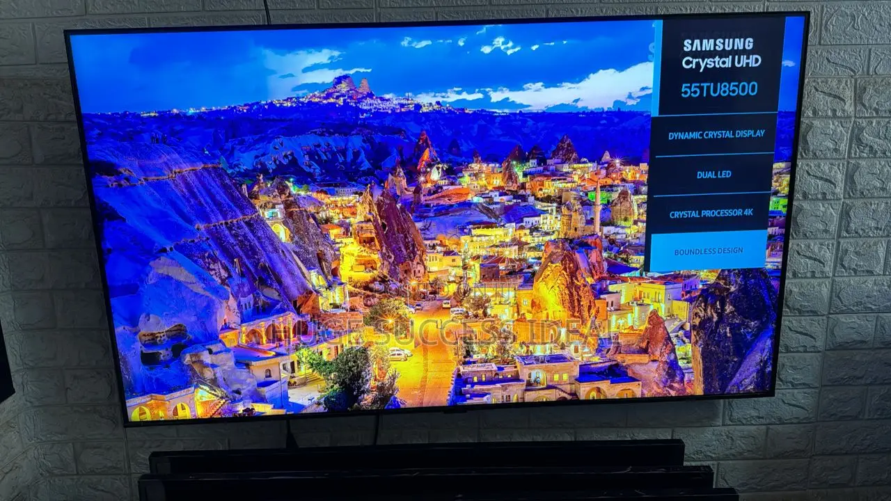 SAMSUNG 55" Smart Ultra HD HDR LED TV With Bixby, Alexa