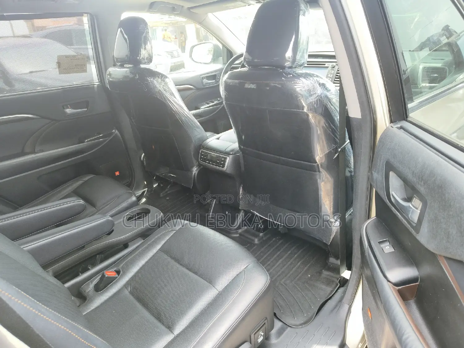 Toyota Highlander 2017 Gold