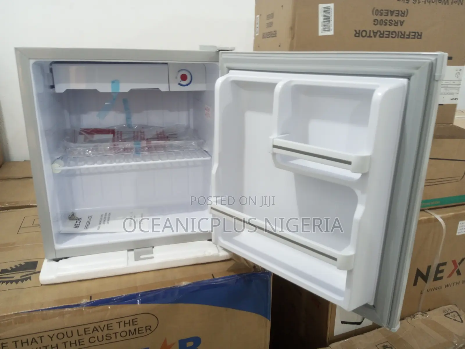 Fast Selling AEON 45L Portable Refrigerator