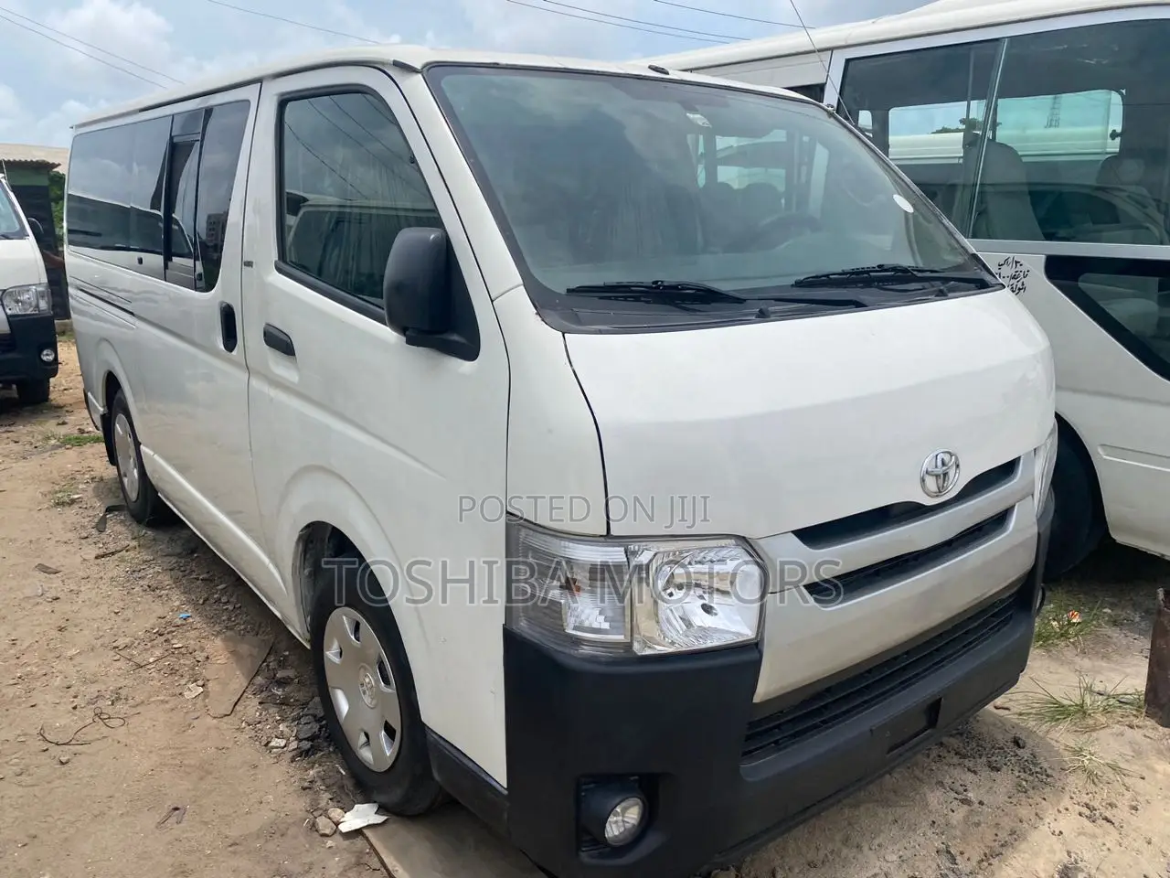 Toyota HiAce 2010 White
