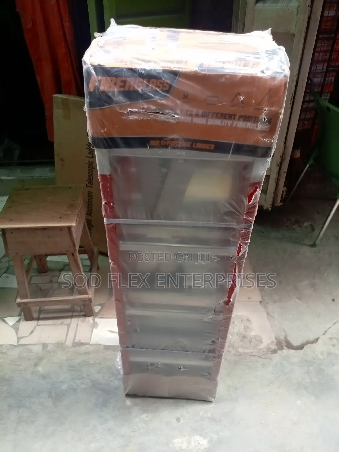 4x4 16 Steps Fiberglass Ladder