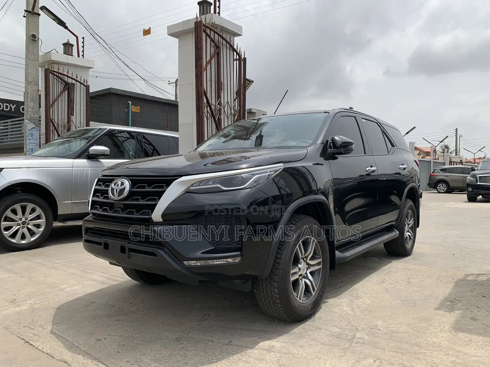 New Toyota Fortuner 4.0 AWD 2023 Black