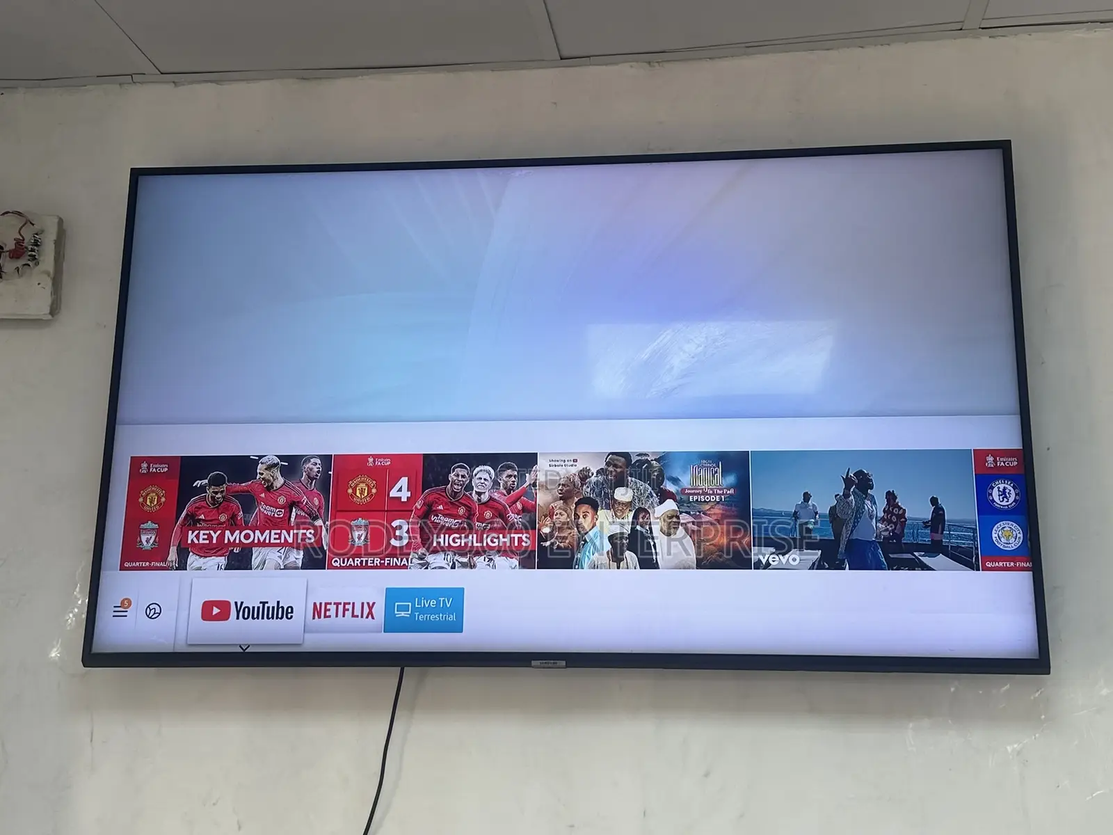 55-Inch UK Used Samsung QLED Tv Available