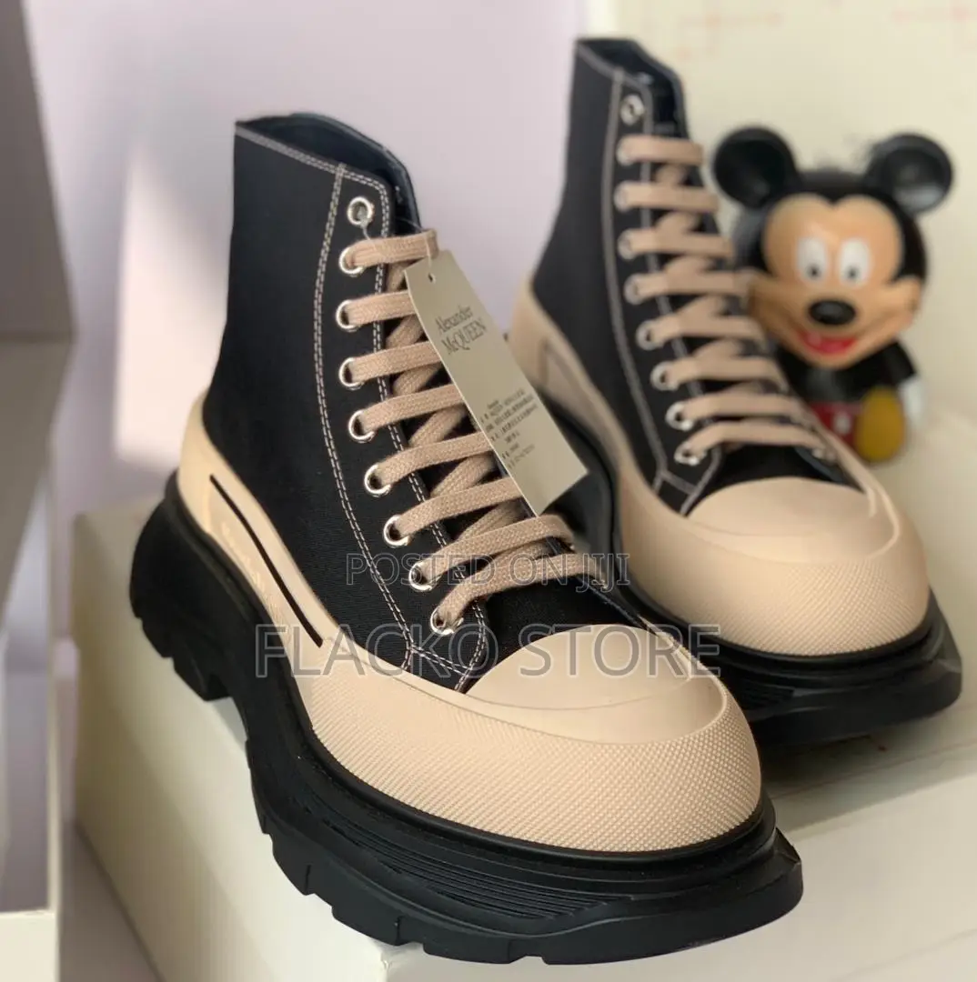 Original Alexander McQueen Hightop Luxury Sneakers