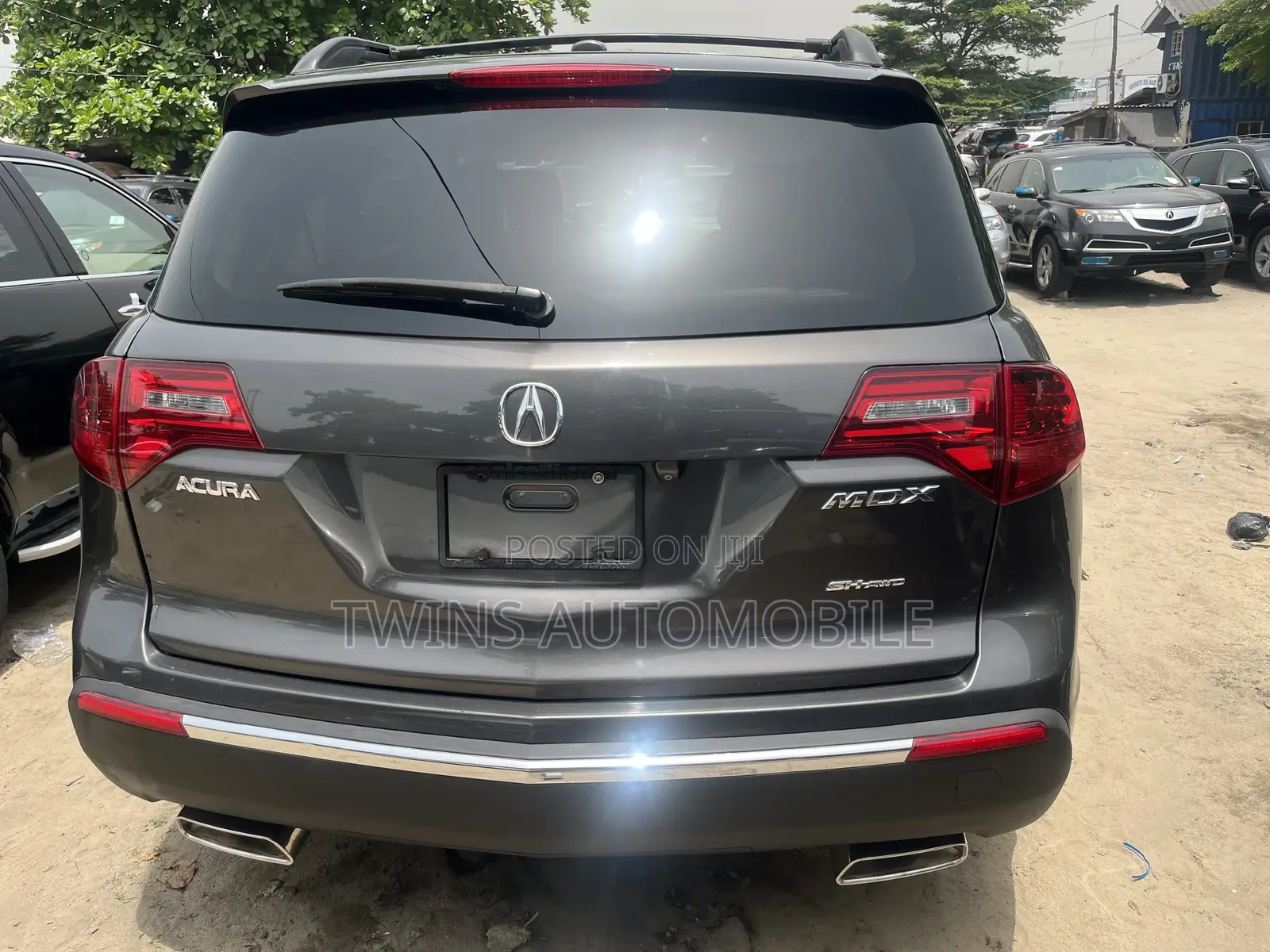 Acura MDX SUV 4dr AWD (3.7L 6cyl 6A) 2011 Gray