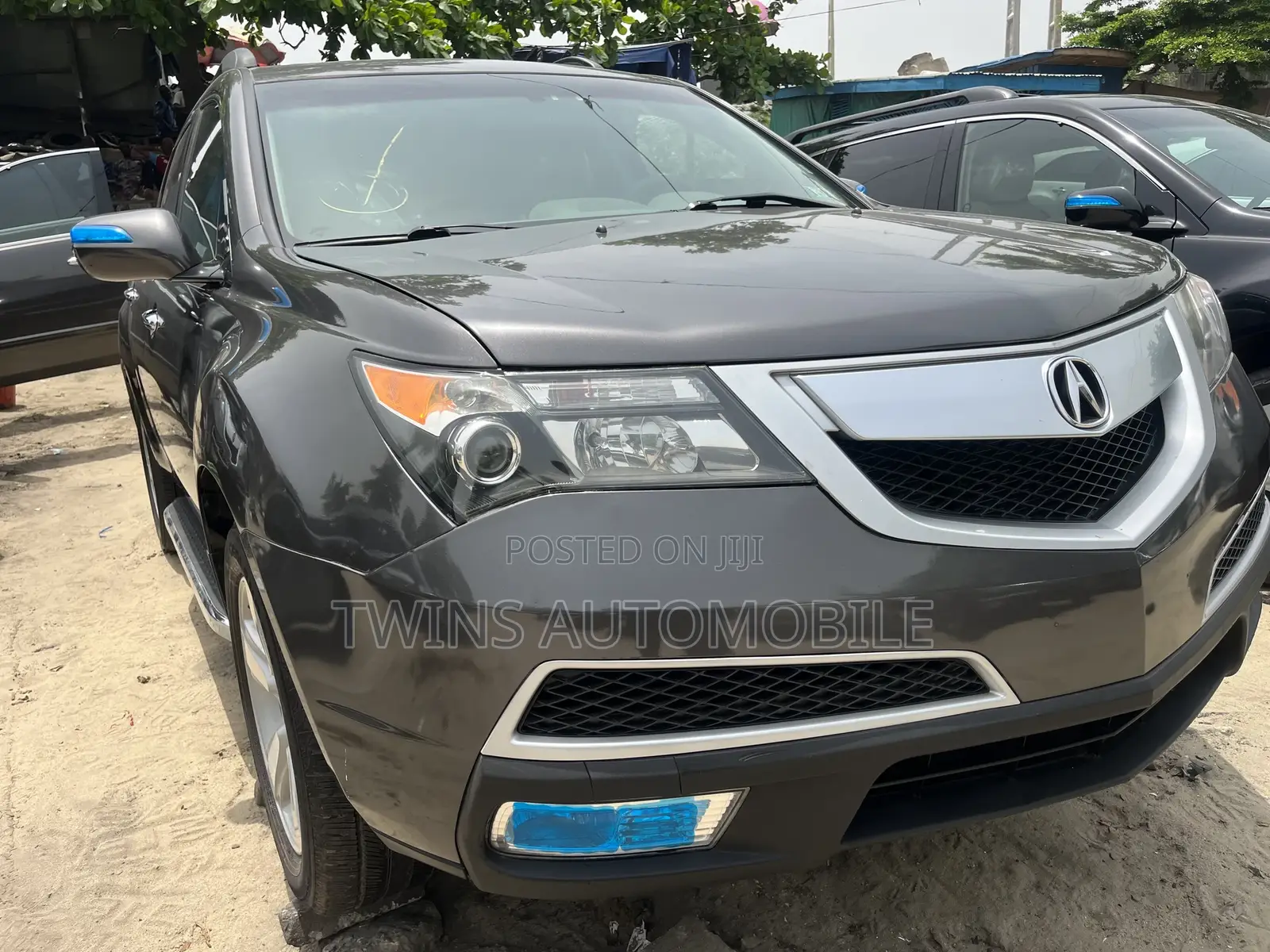Acura MDX SUV 4dr AWD (3.7L 6cyl 6A) 2011 Gray
