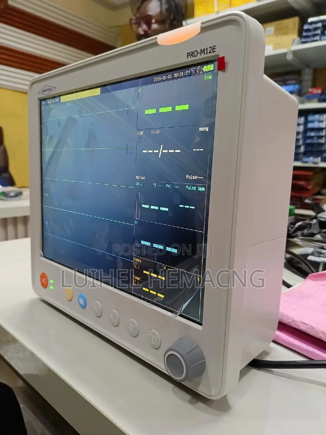 Six Parameters Patient Monitor