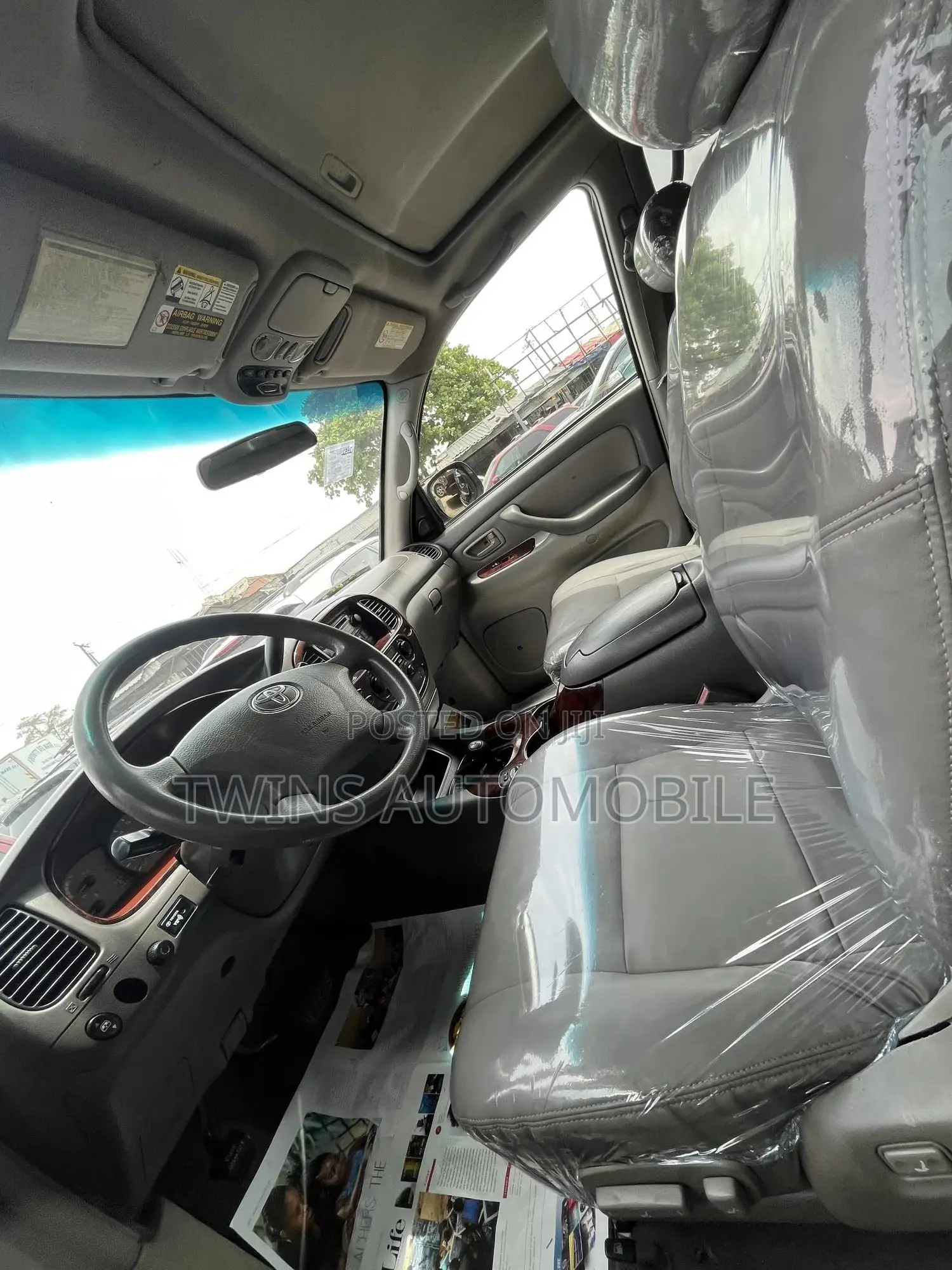 Toyota Sequoia 2004 Silver