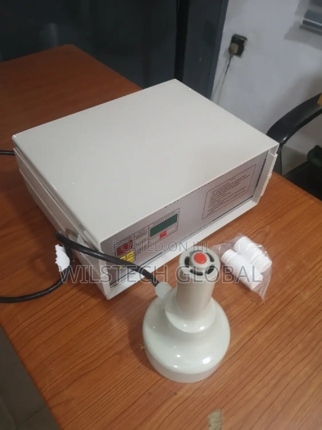 Aluminum Foil Induction Sealing Machine