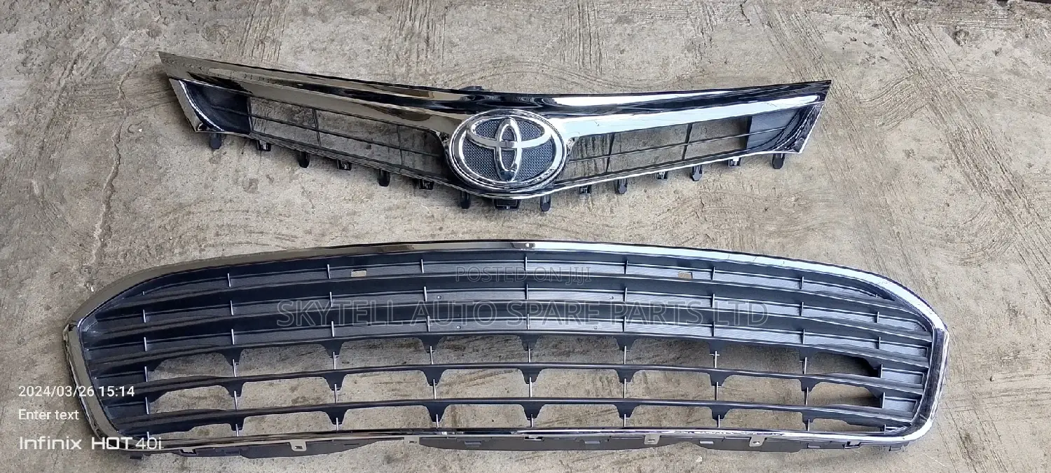 Up and Down Grill for Toyota Avalon 2015