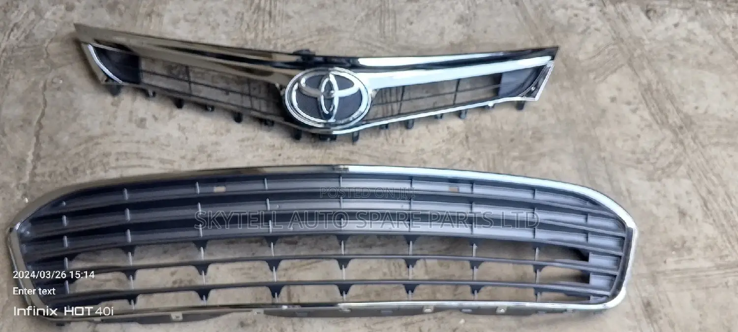 Up and Down Grill for Toyota Avalon 2015