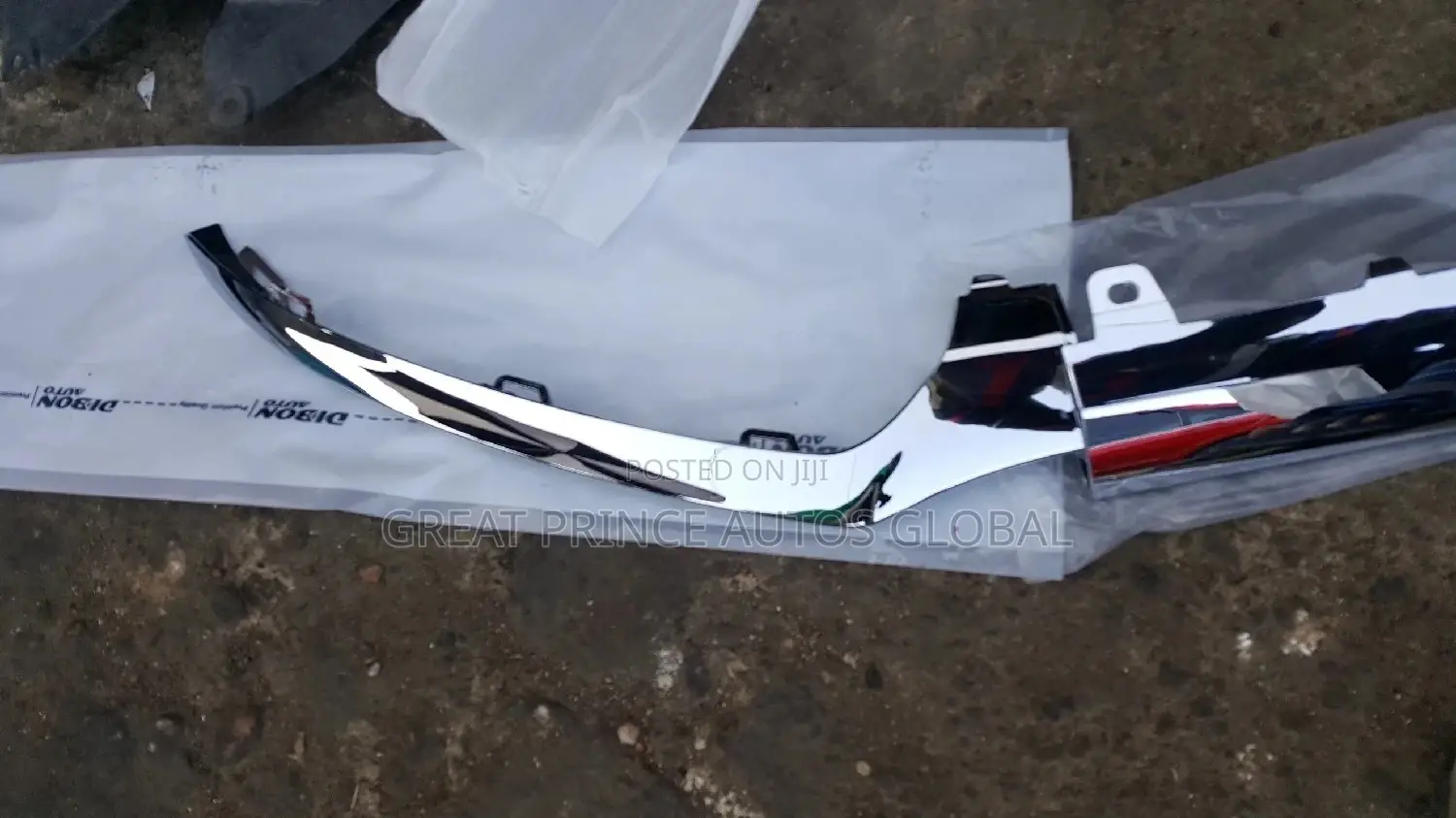 Front Bumper Silver Chrome C300 W205 2015