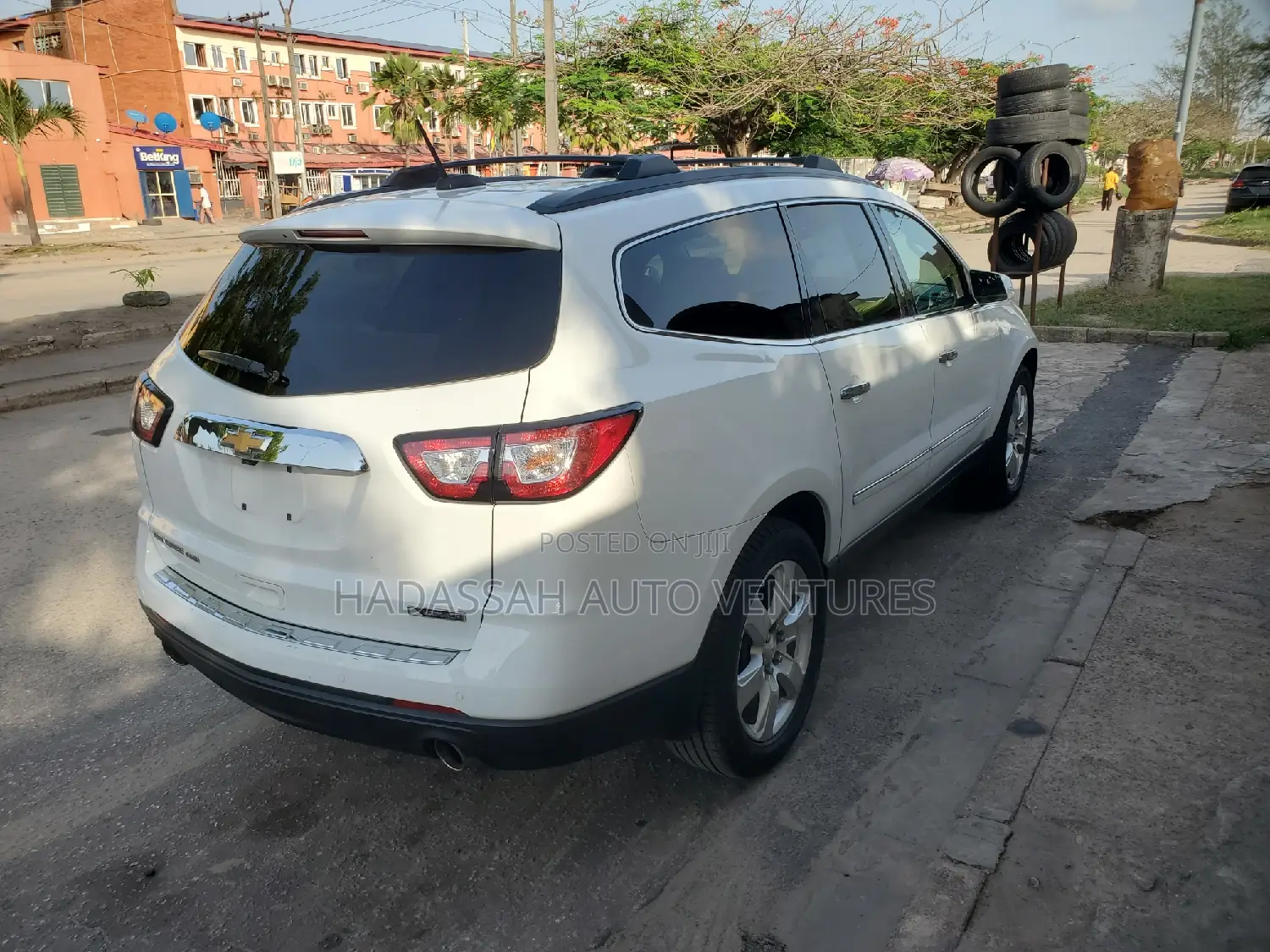 Chevrolet Traverse 2016 White