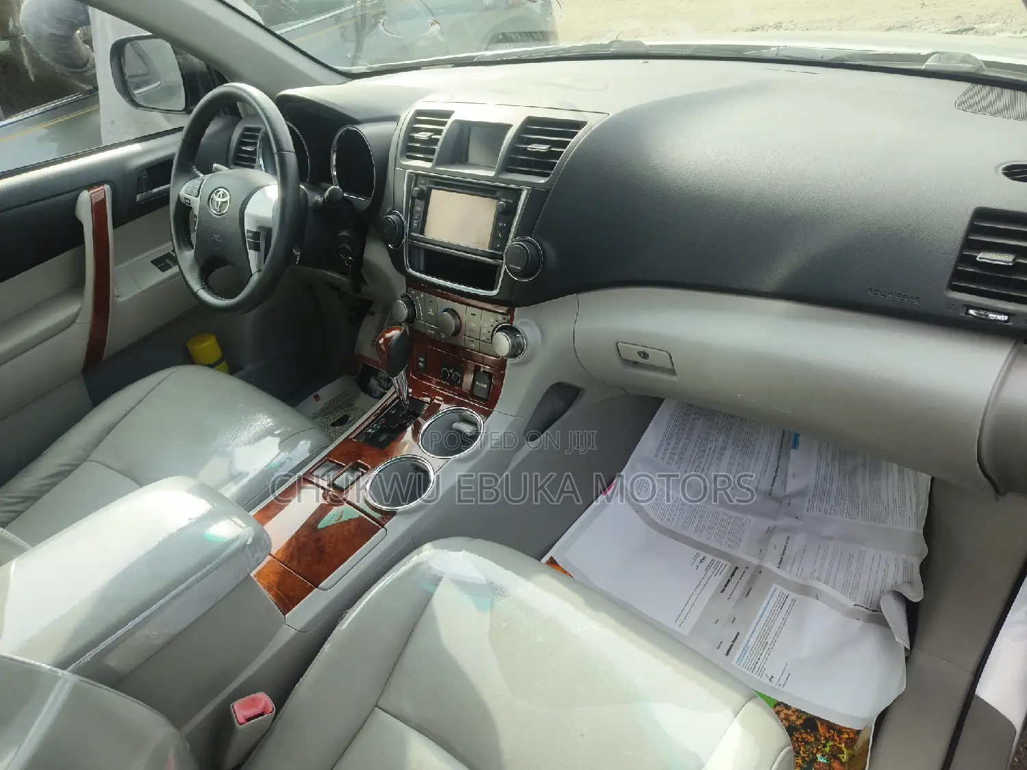 Toyota Highlander Limited 3.5l 4WD 2013 Silver