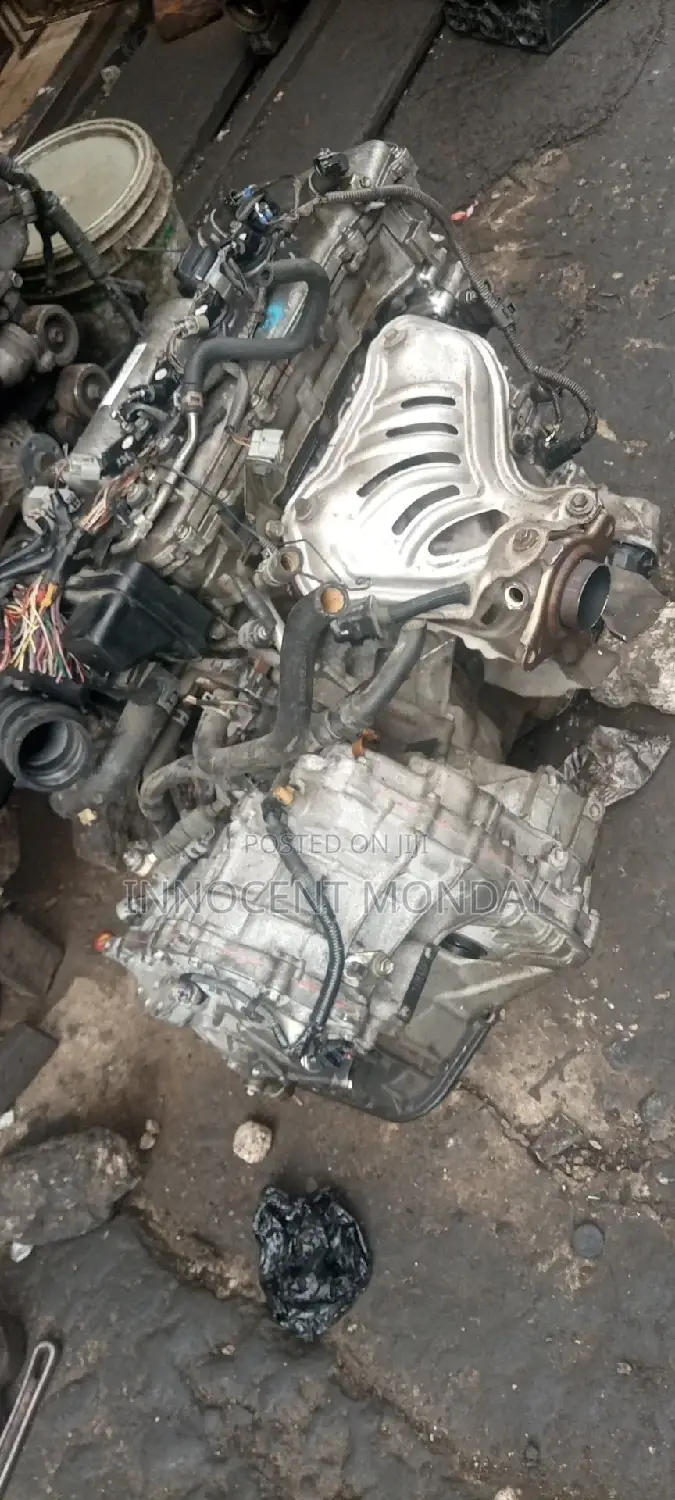 Toyota Corolla 2010 Engine. 2zr.
