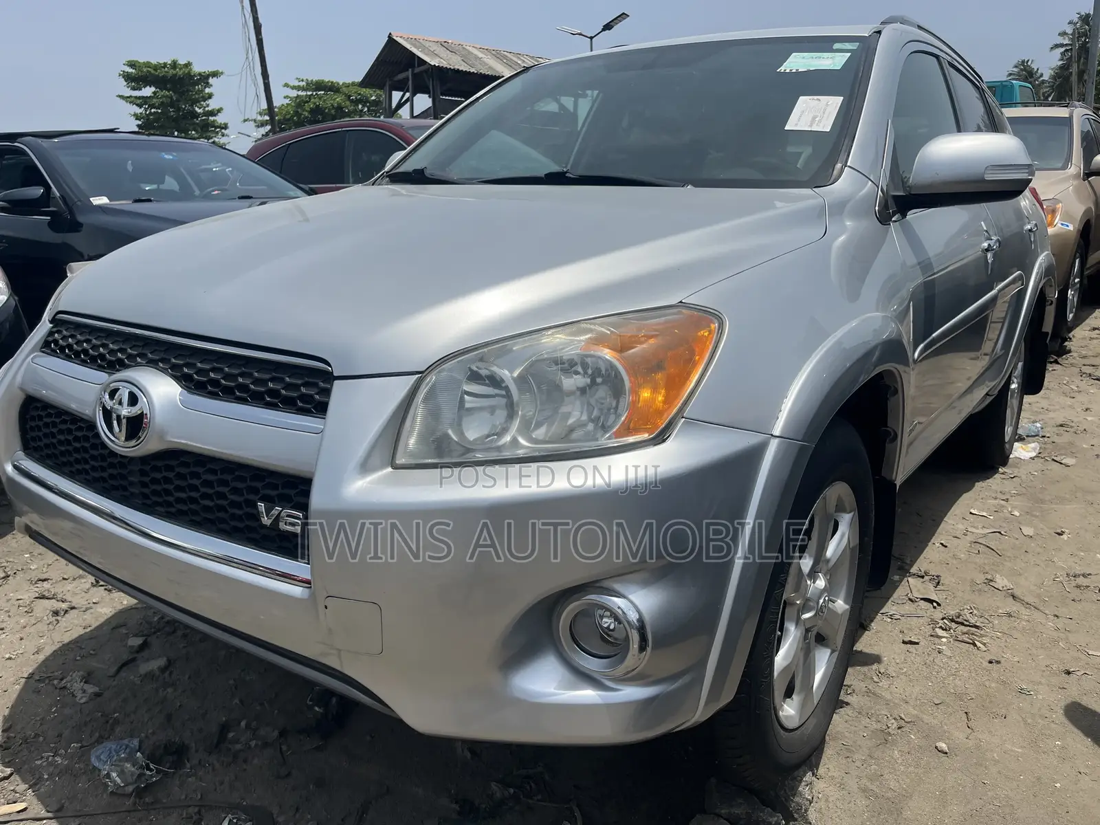 Toyota RAV4 2.5 Limited 2010 Silver