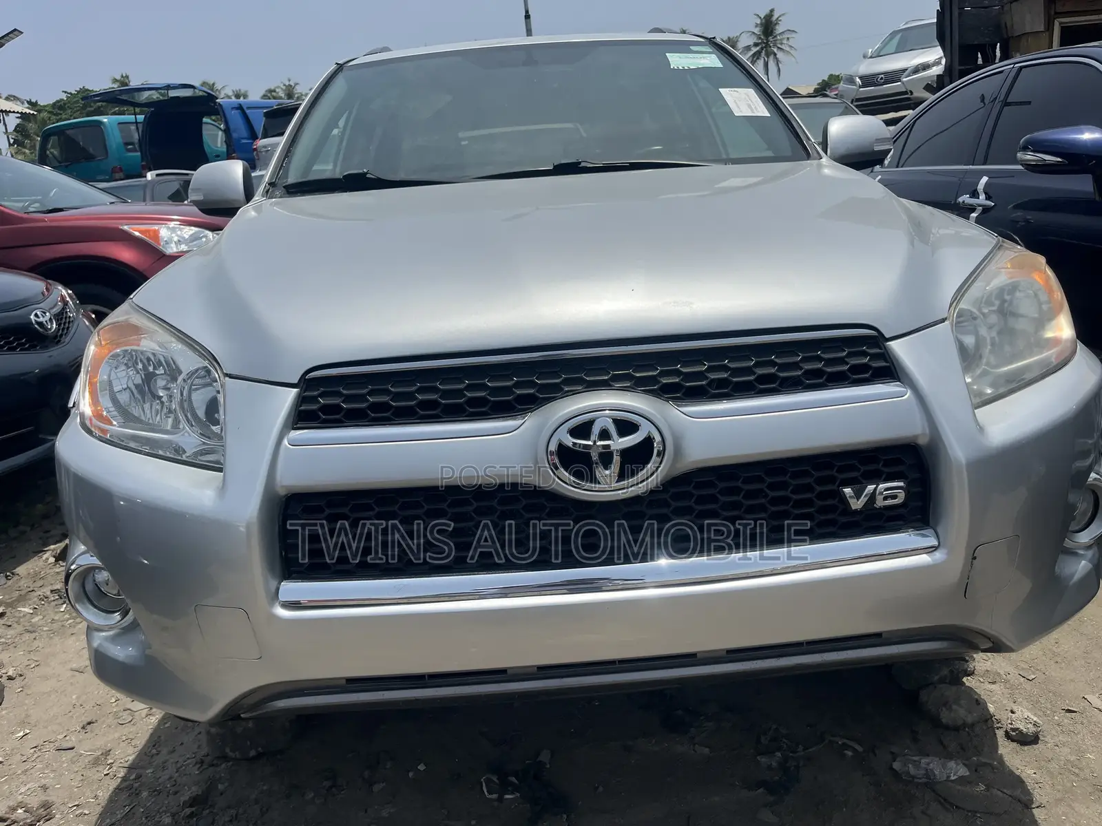 Toyota RAV4 2.5 Limited 2010 Silver