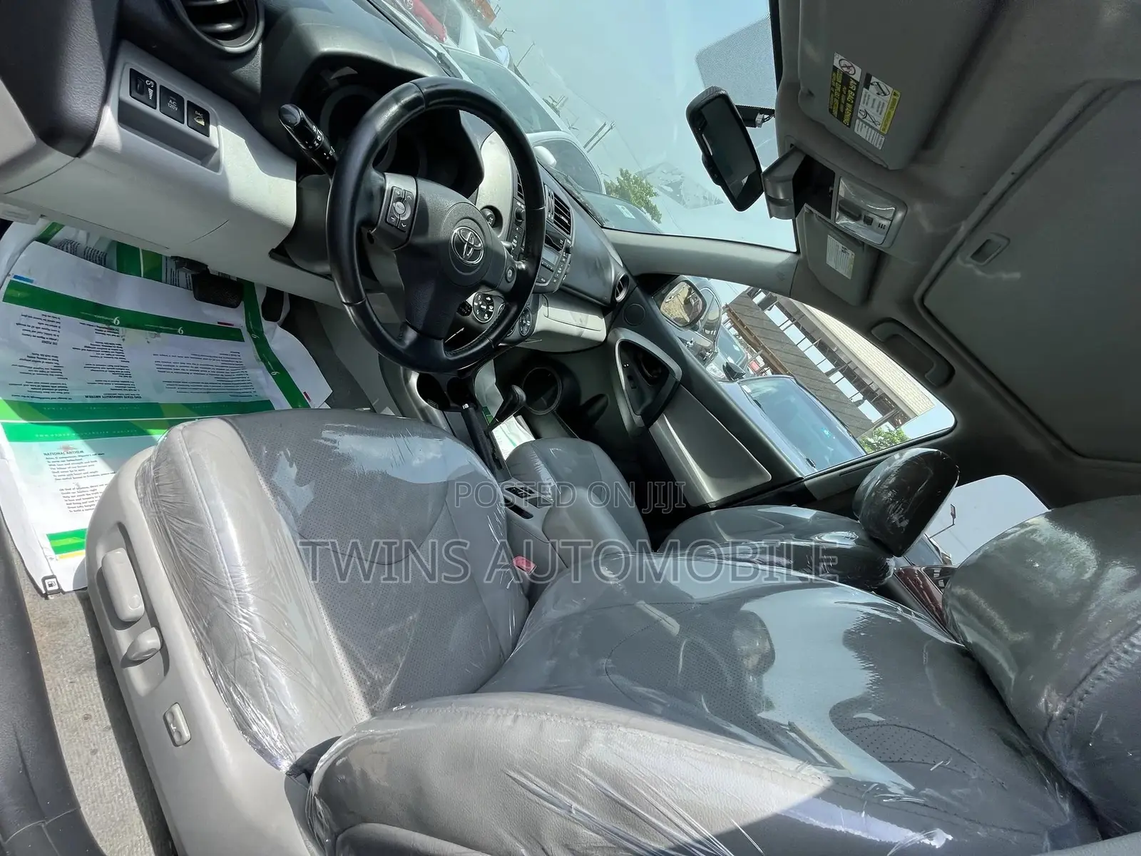 Toyota RAV4 2.5 Limited 2010 Silver