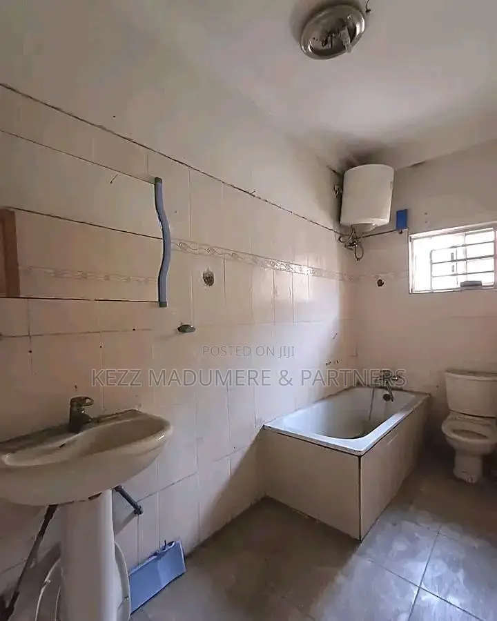 4bdrm Duplex in Dr Peter Odili , for sale