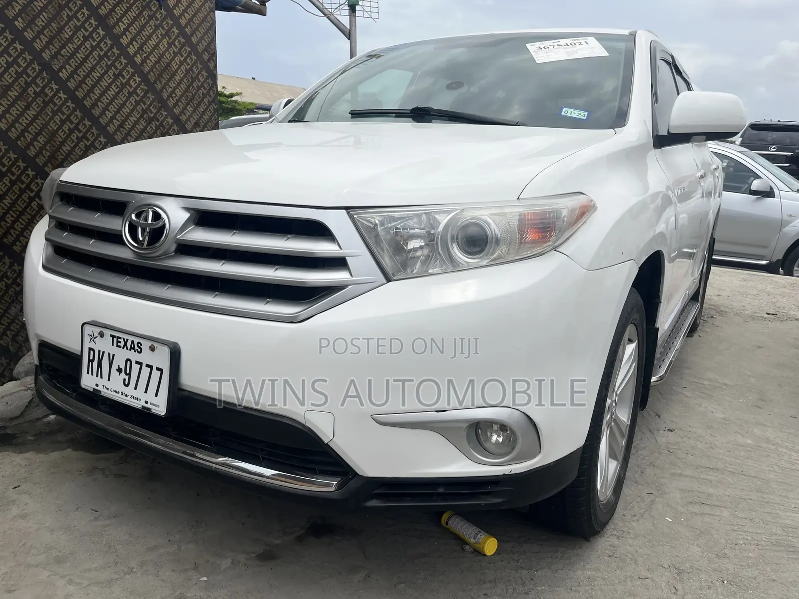Toyota Highlander Limited 2012 White