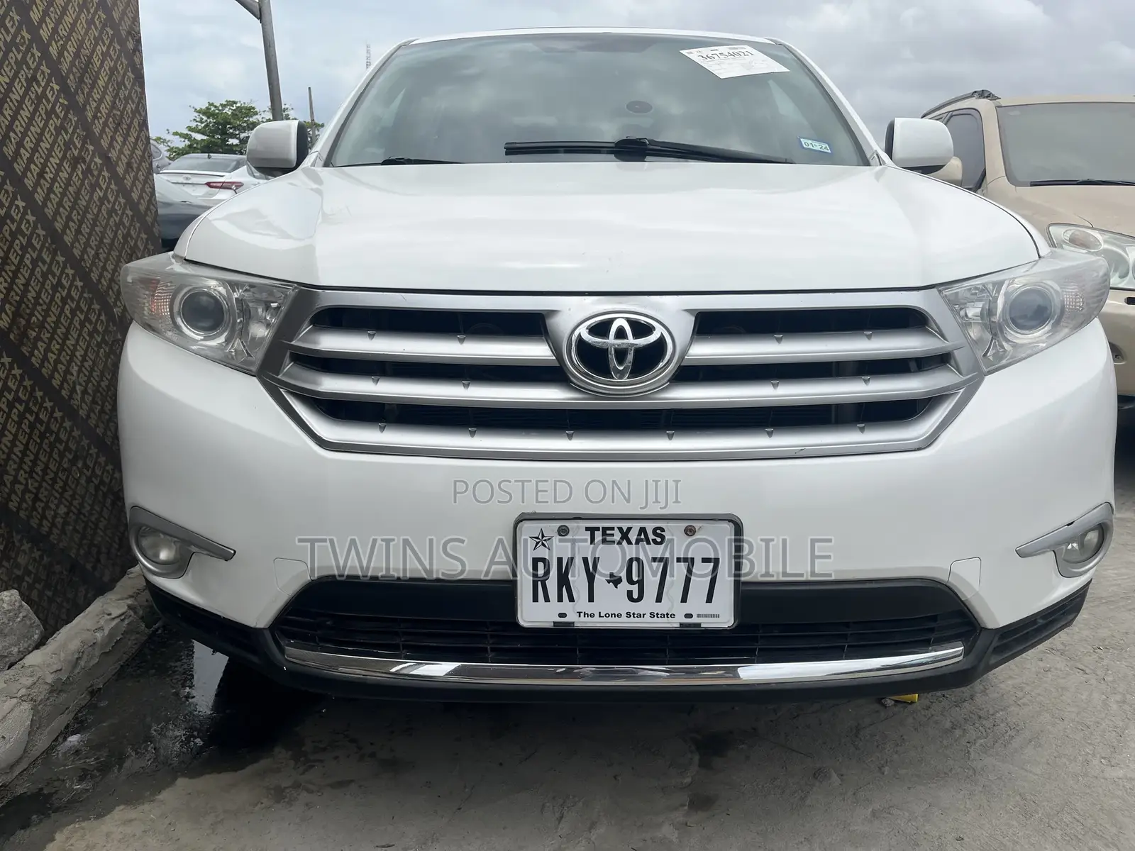 Toyota Highlander Limited 2012 White