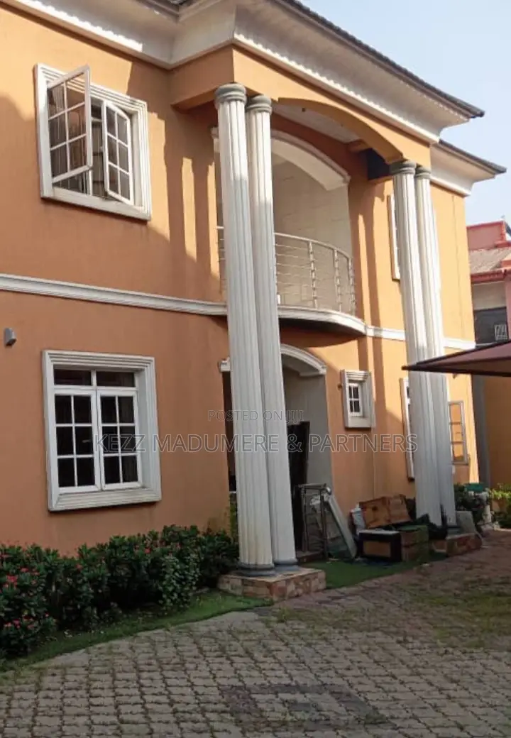 5bdrm Duplex in Institution Layout, Owerri for sale