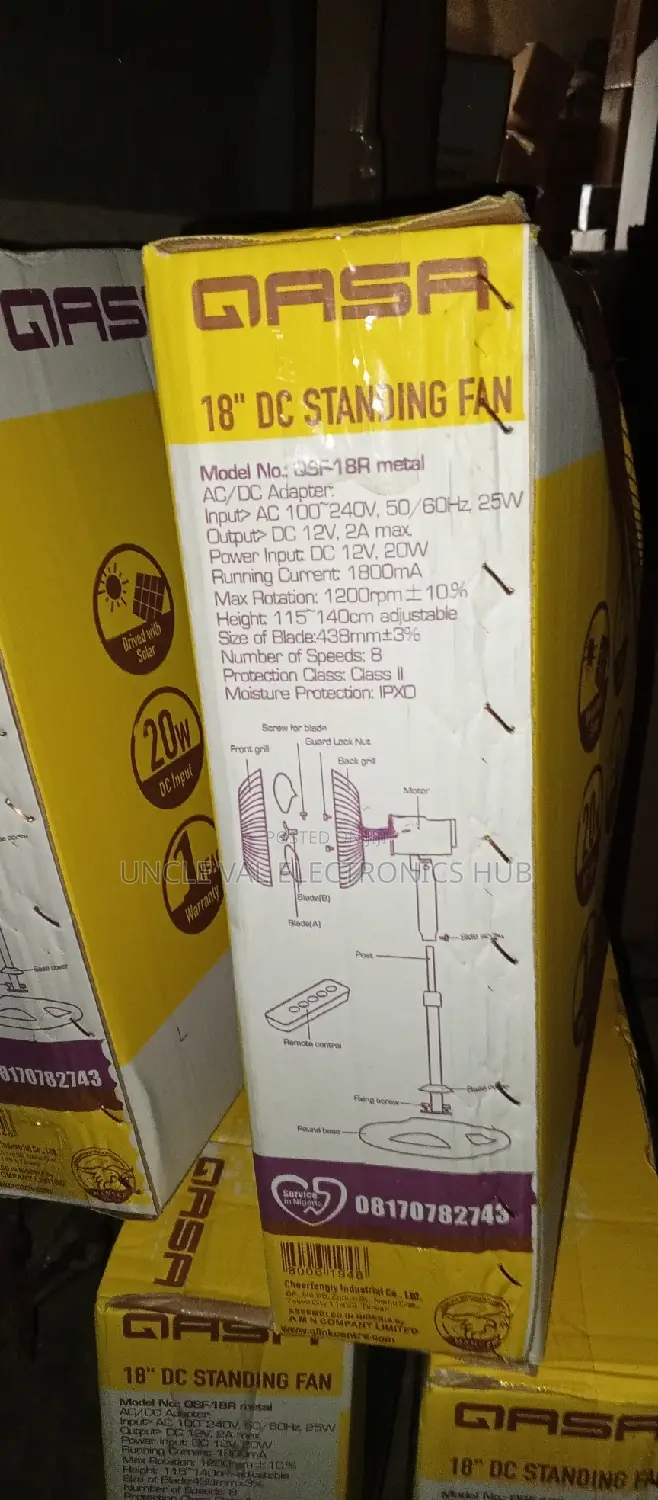 Qasa 18" Ac/Dc Standing Fan