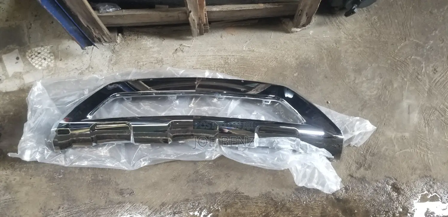 GLK350, GLE350 Front Bumper Chrome