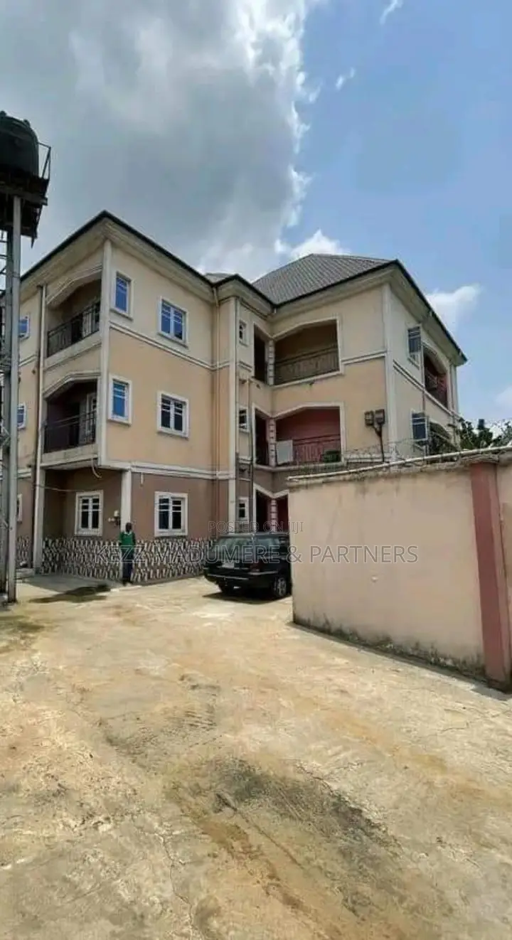 6bdrm Block of Flats in At Elelenwo , Port for sale