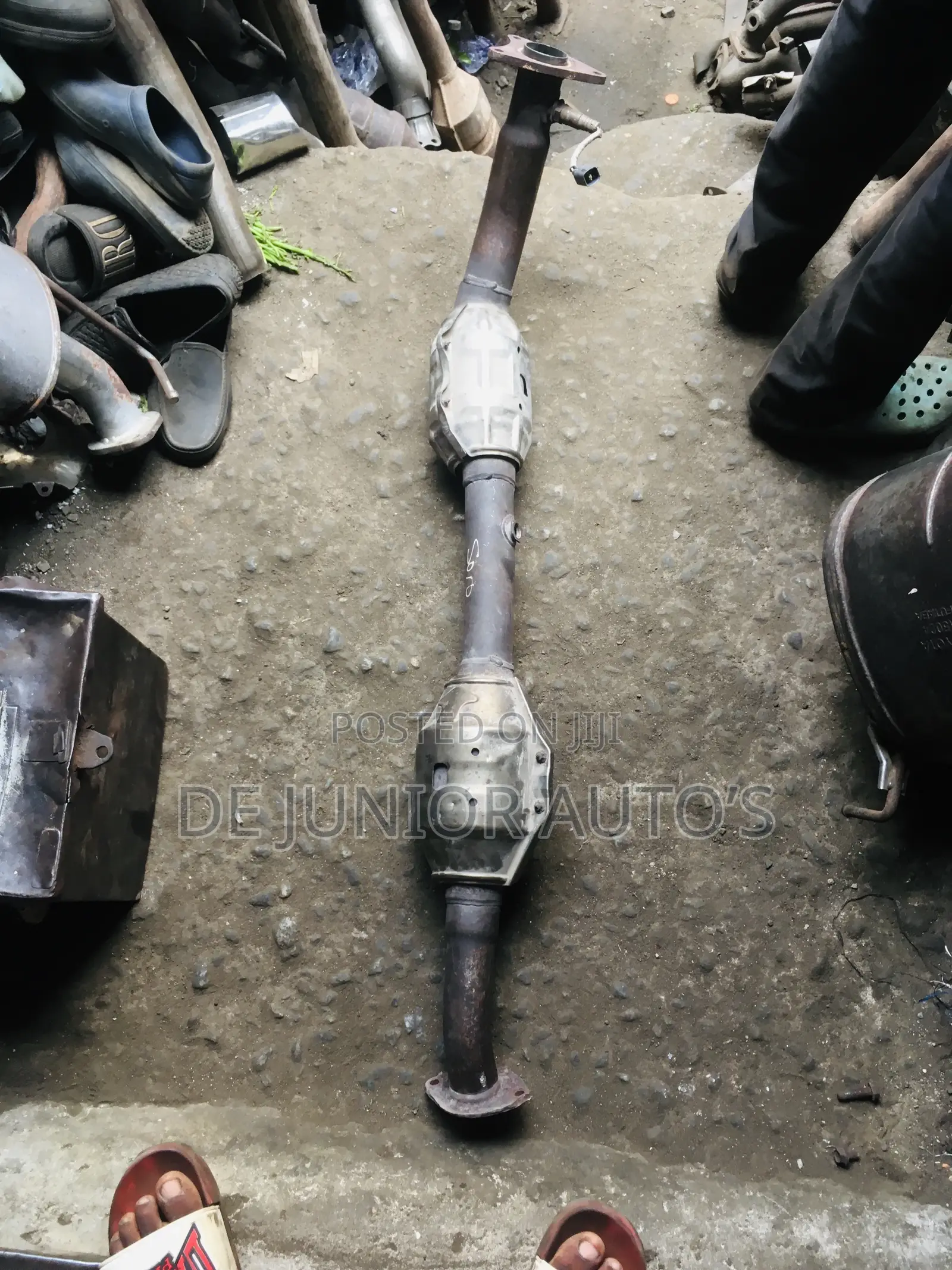 Ccomplete Catalyst Lexus Lx570