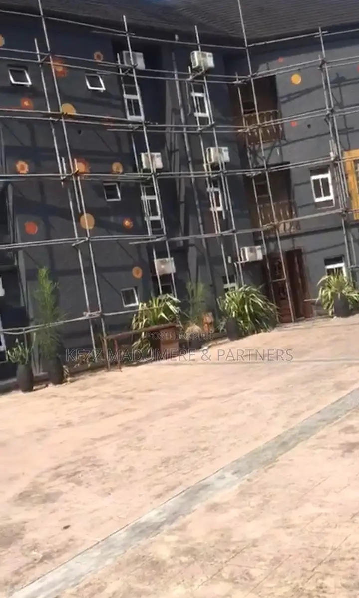 For Sale : 24 Rooms Functional Hotel