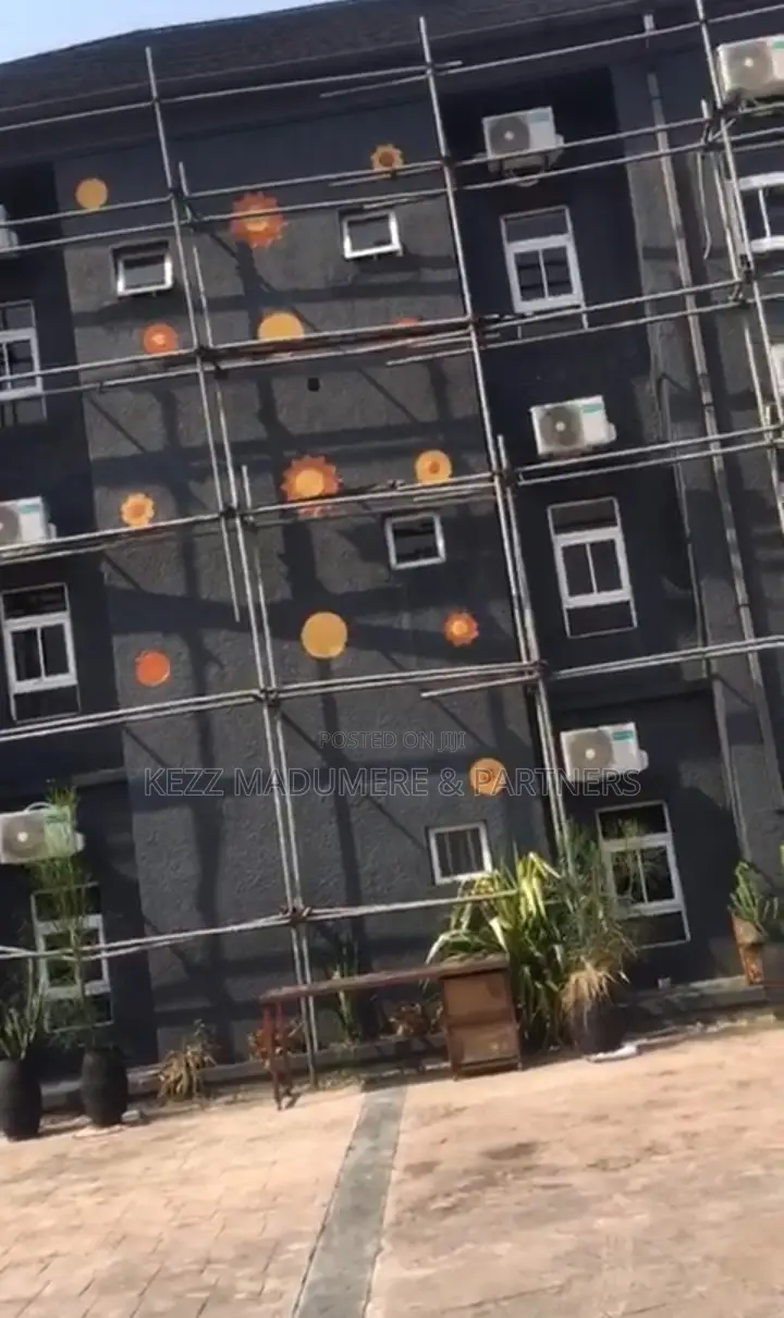 For Sale : 24 Rooms Functional Hotel