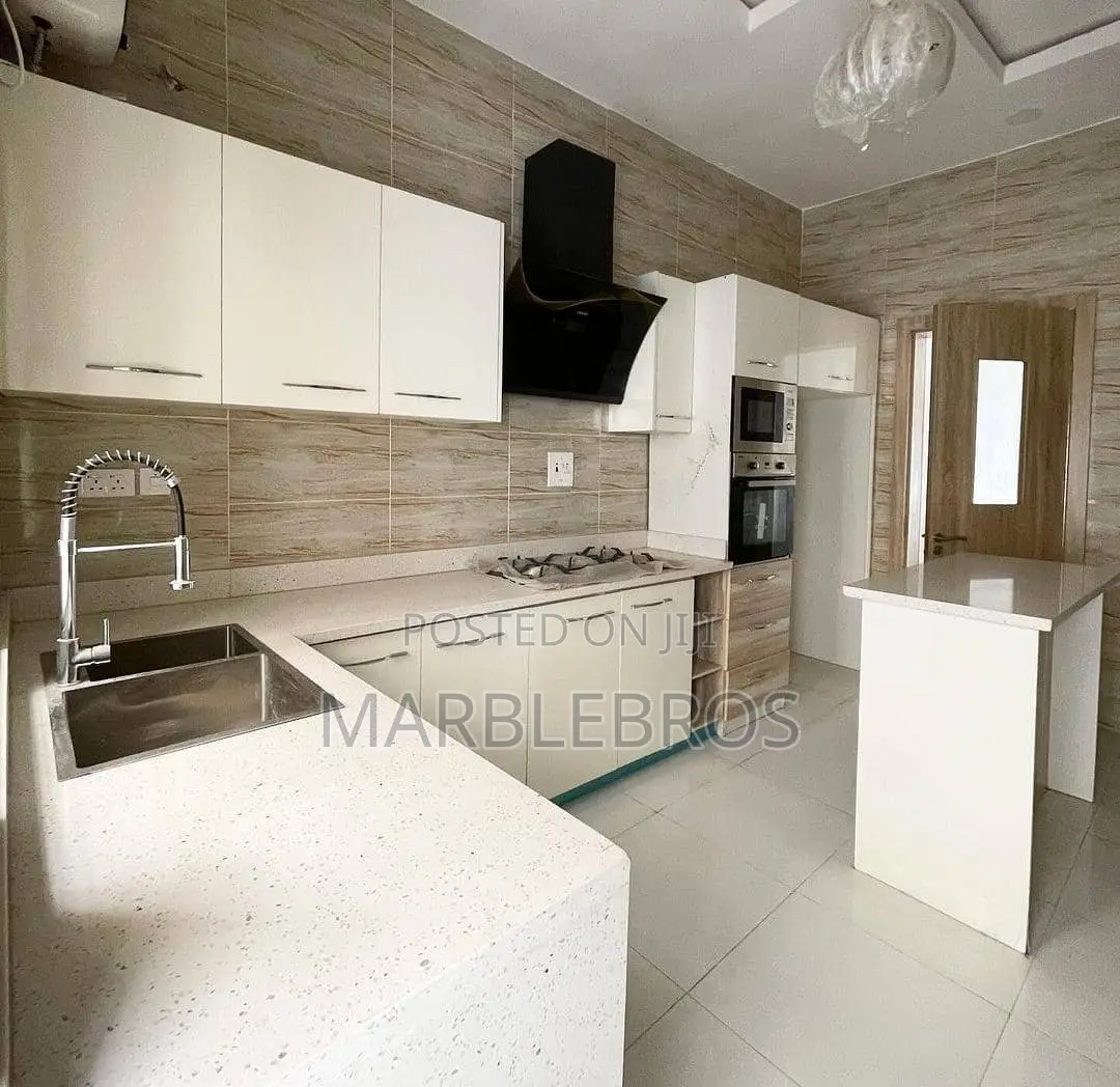MB77, Luxury Marble Countertop Finishing Design