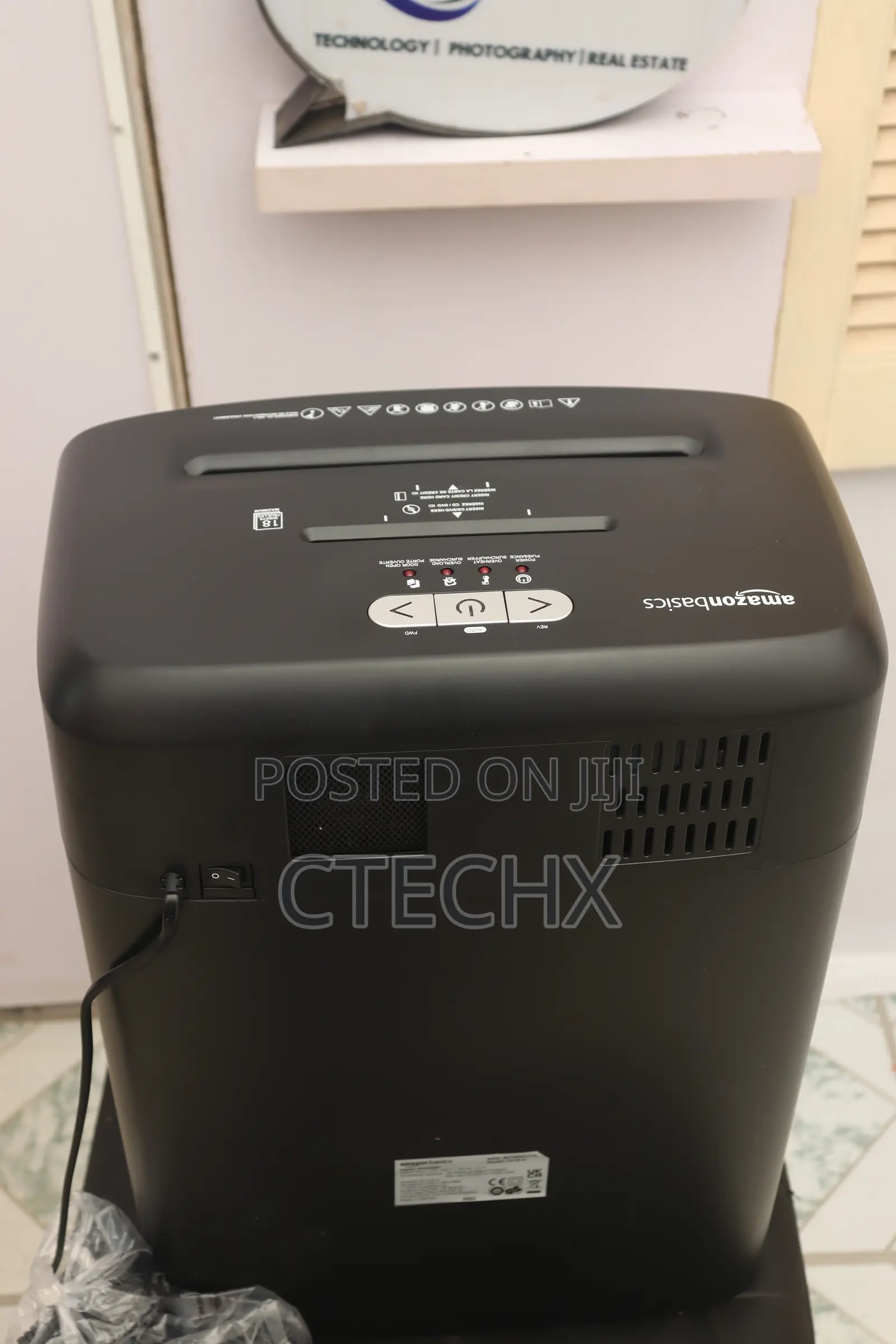 Amazon Basics 18 Sheet Cross Cut Paper Card Shredder