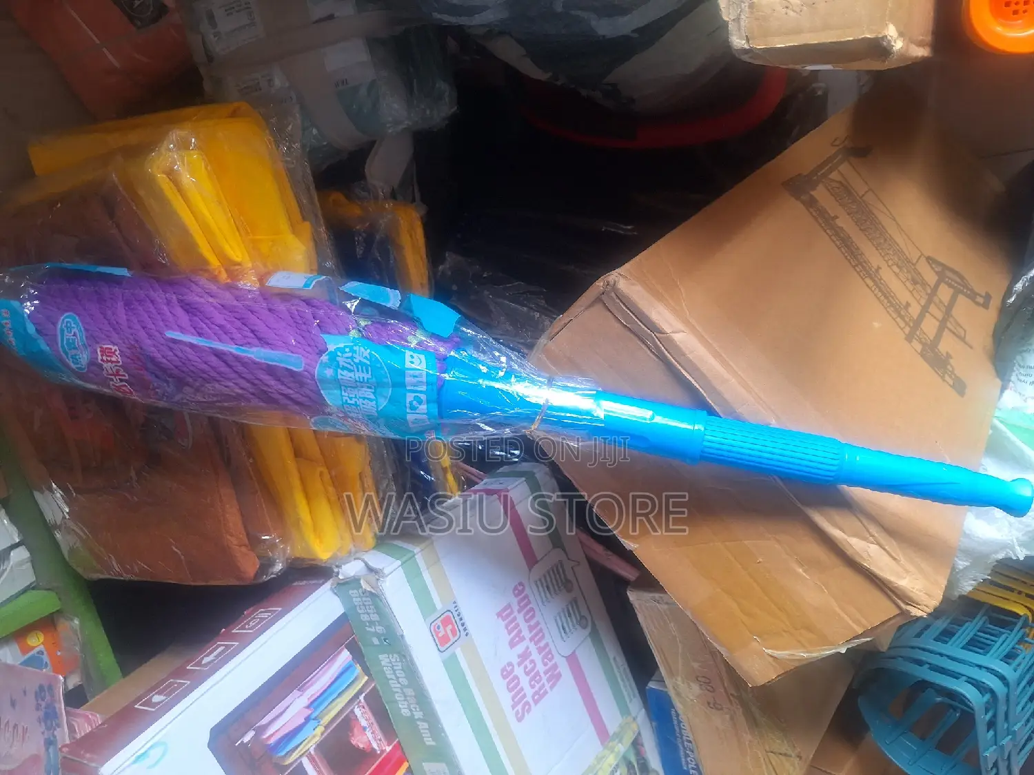 Self Wringing Twist Mop