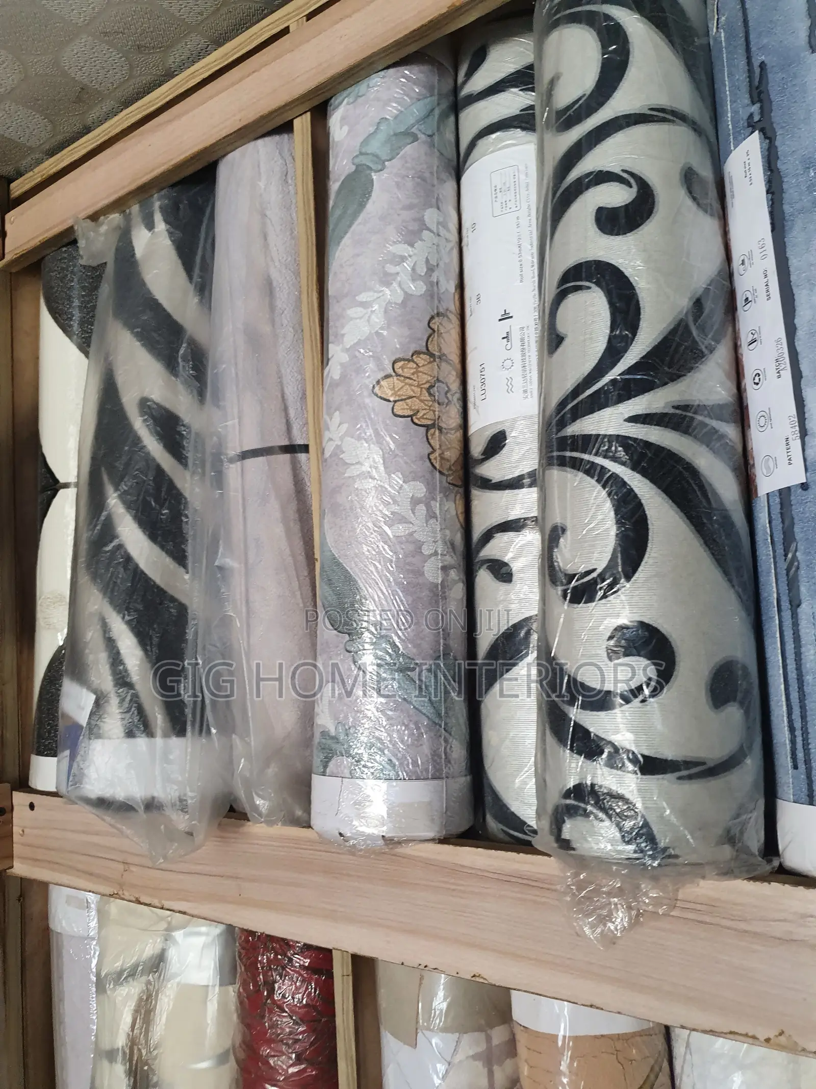 Premium Luxury Wallpaper