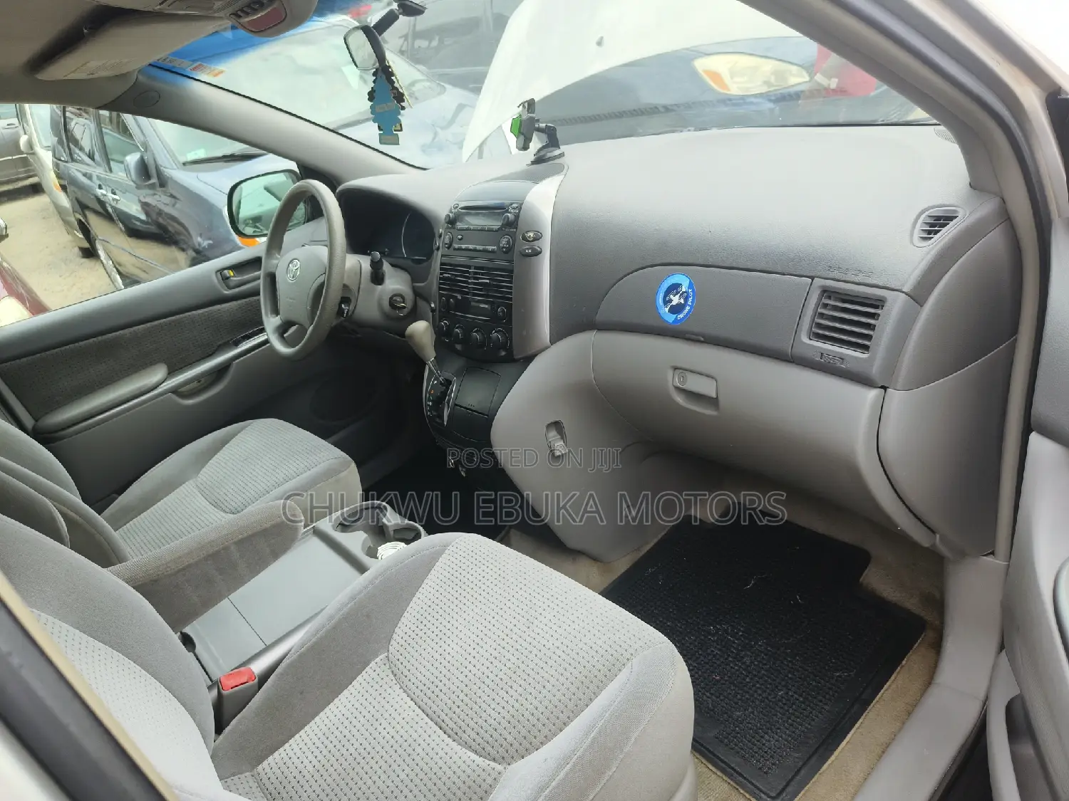 Toyota Sienna LE AWD 2006 Silver