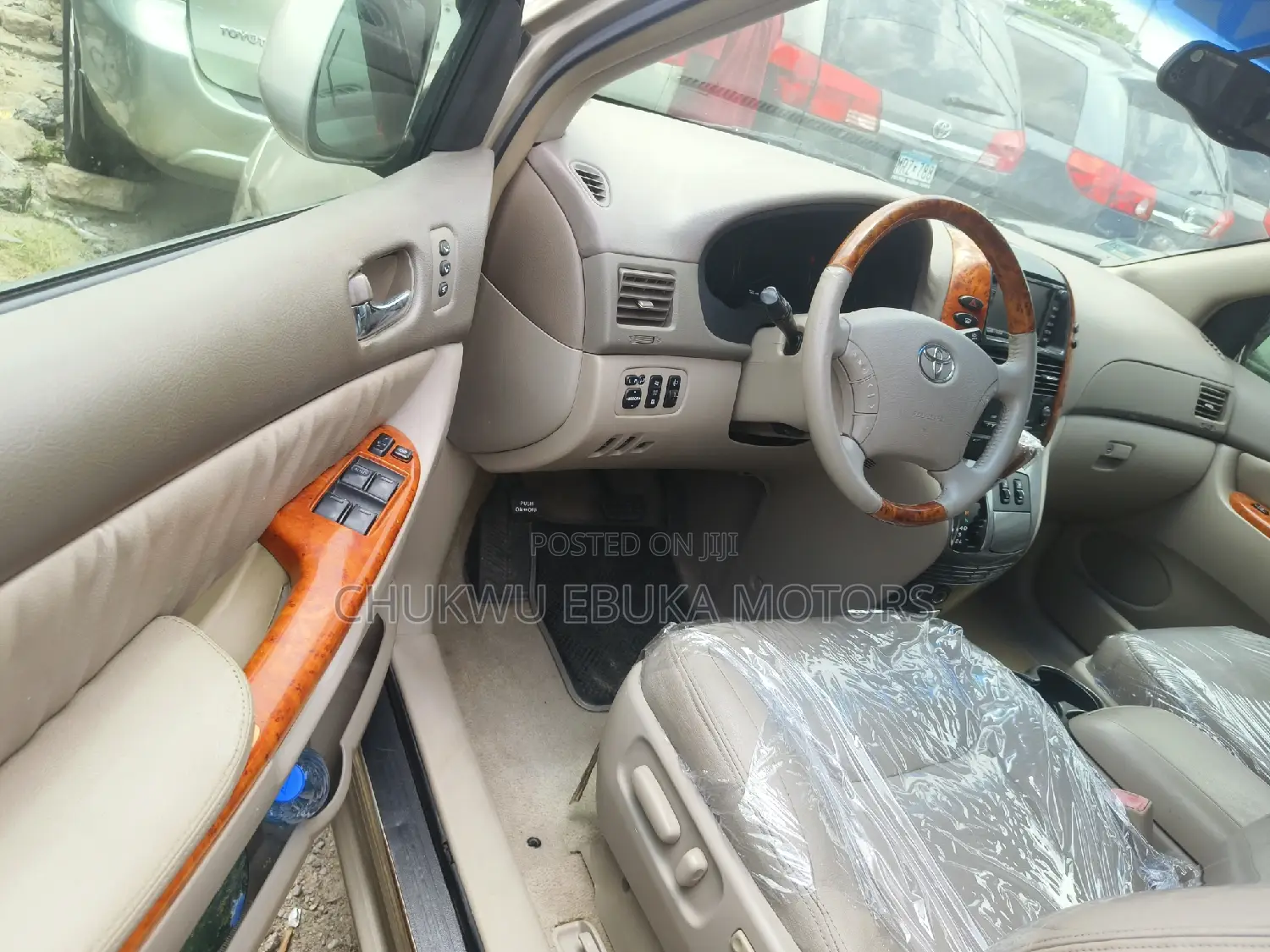 Toyota Sienna XLE Limited AWD 2006 Gold