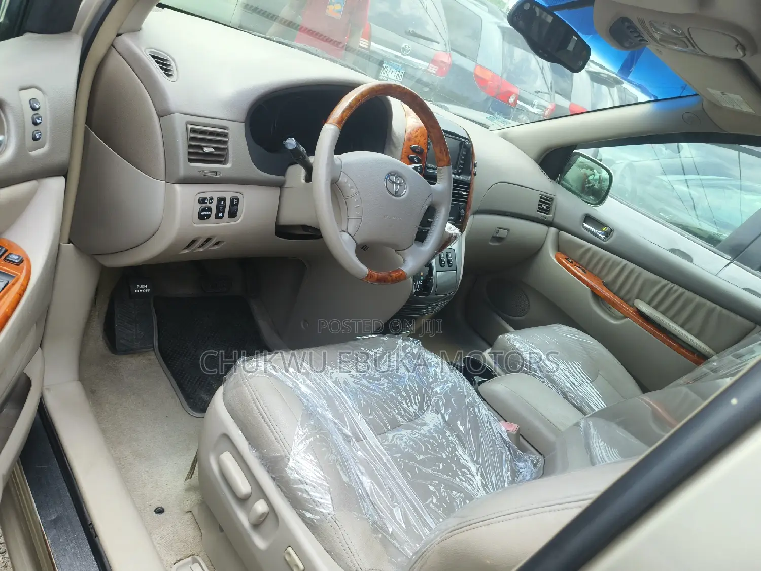 Toyota Sienna XLE Limited AWD 2006 Gold