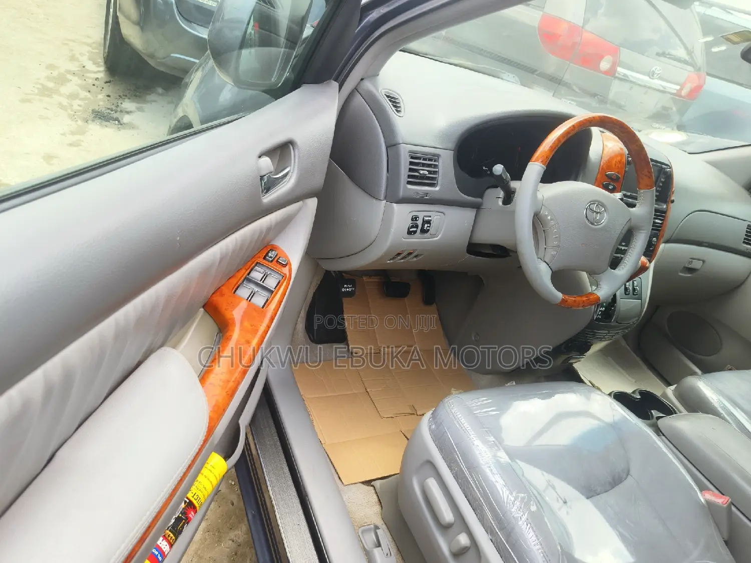 Toyota Sienna Limited 7 Passenger 2010 Gray