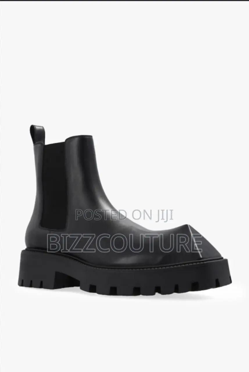 Original BALENCIAGA BOOTS Available in Store
