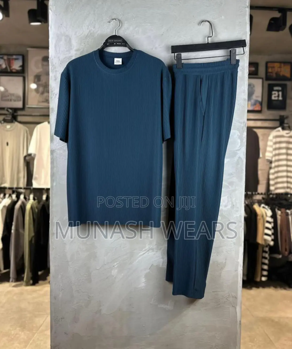 Luxury Zara Up and Down